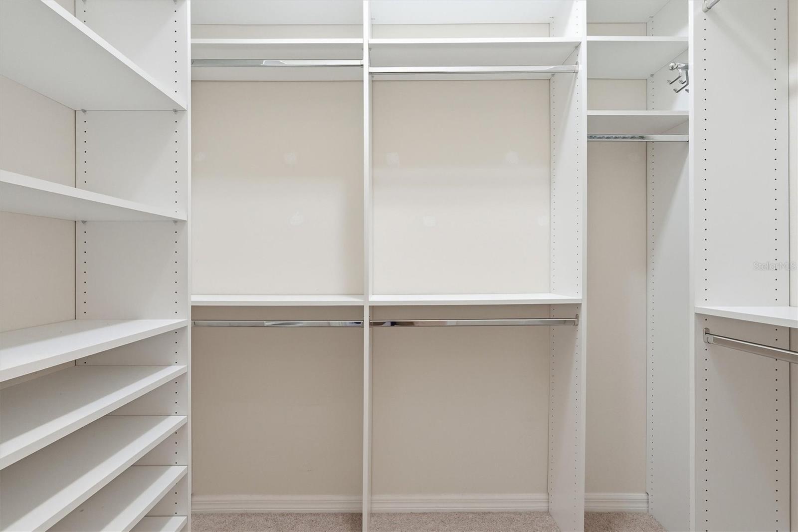 Image 31 of 55 For 1424 Walnut Way