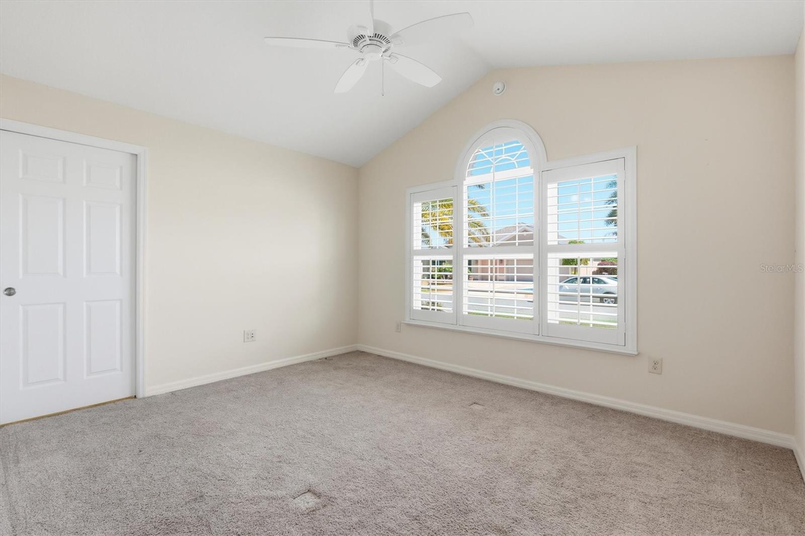 Image 37 of 55 For 1424 Walnut Way