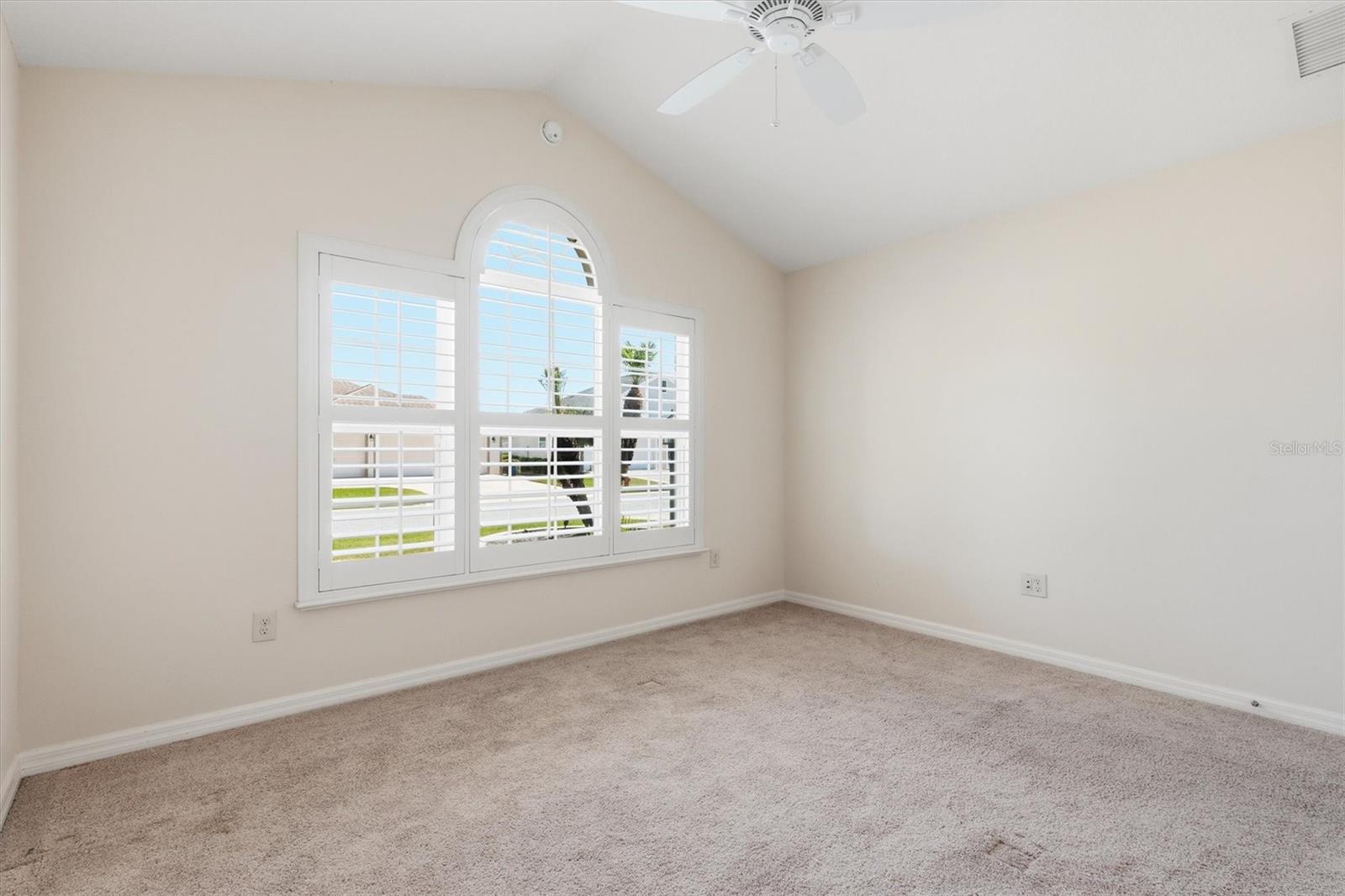 Image 38 of 55 For 1424 Walnut Way