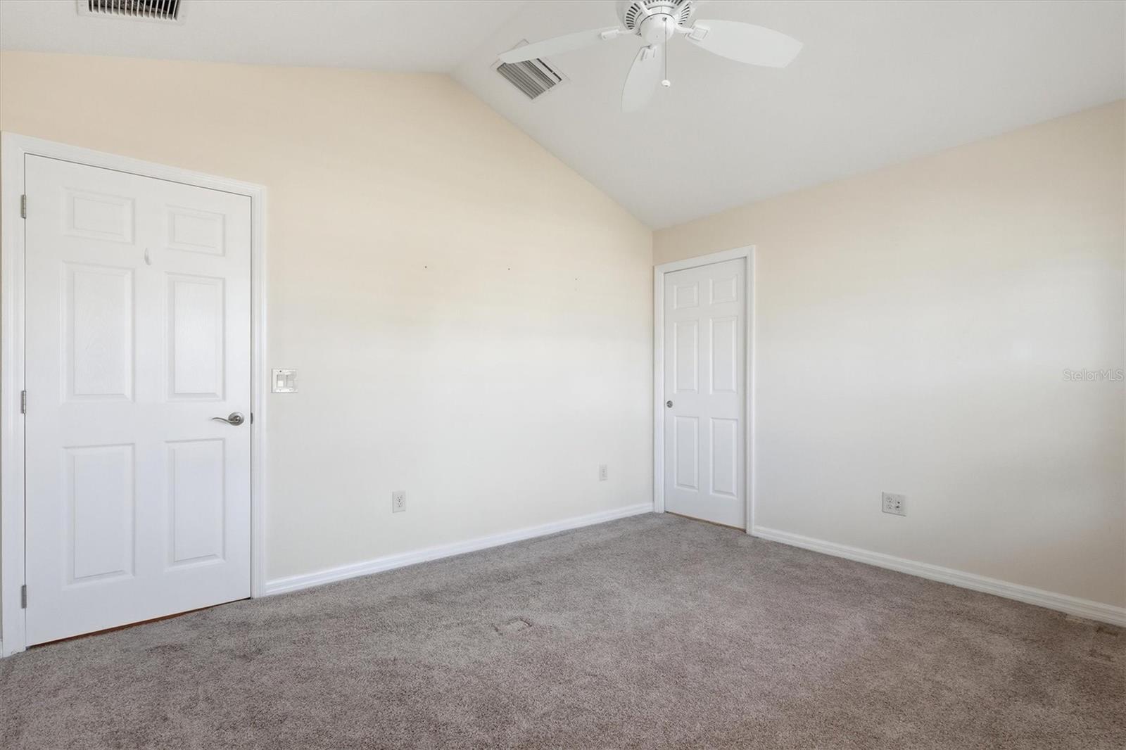 Image 39 of 55 For 1424 Walnut Way