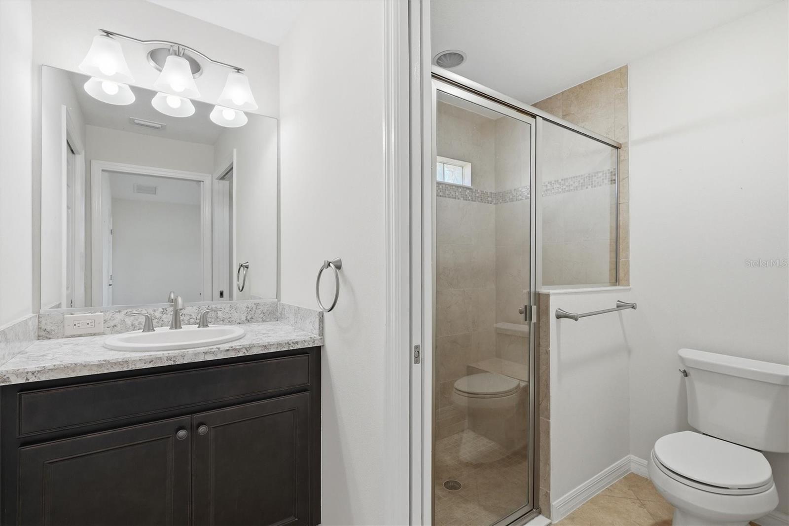 Image 40 of 55 For 1424 Walnut Way