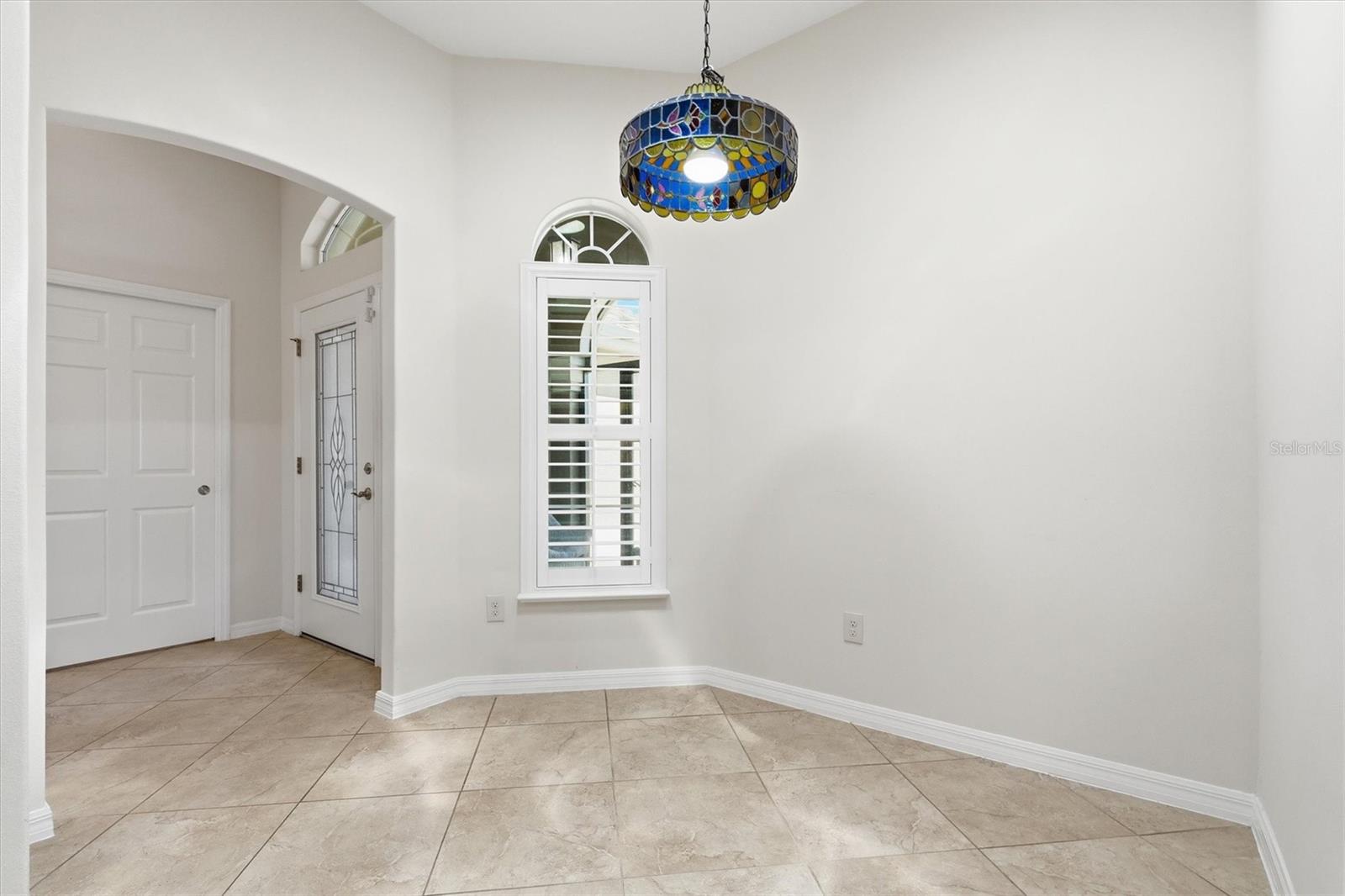 Image 8 of 55 For 1424 Walnut Way