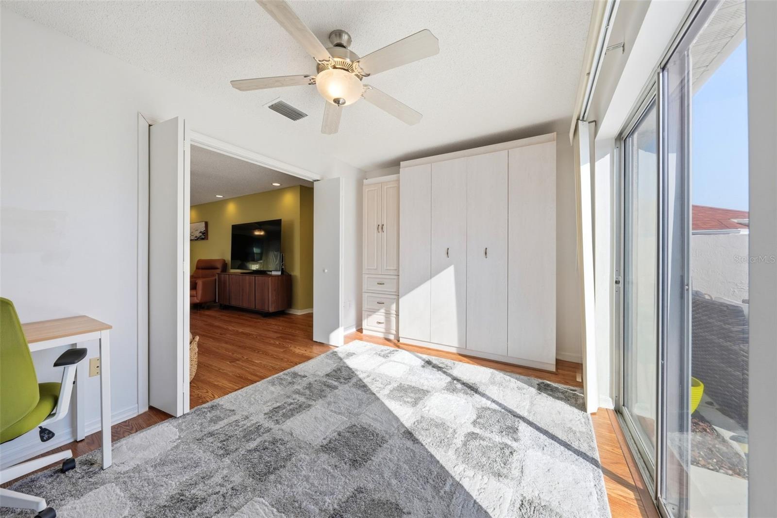 Image 20 of 30 For 741 Hernandez Drive