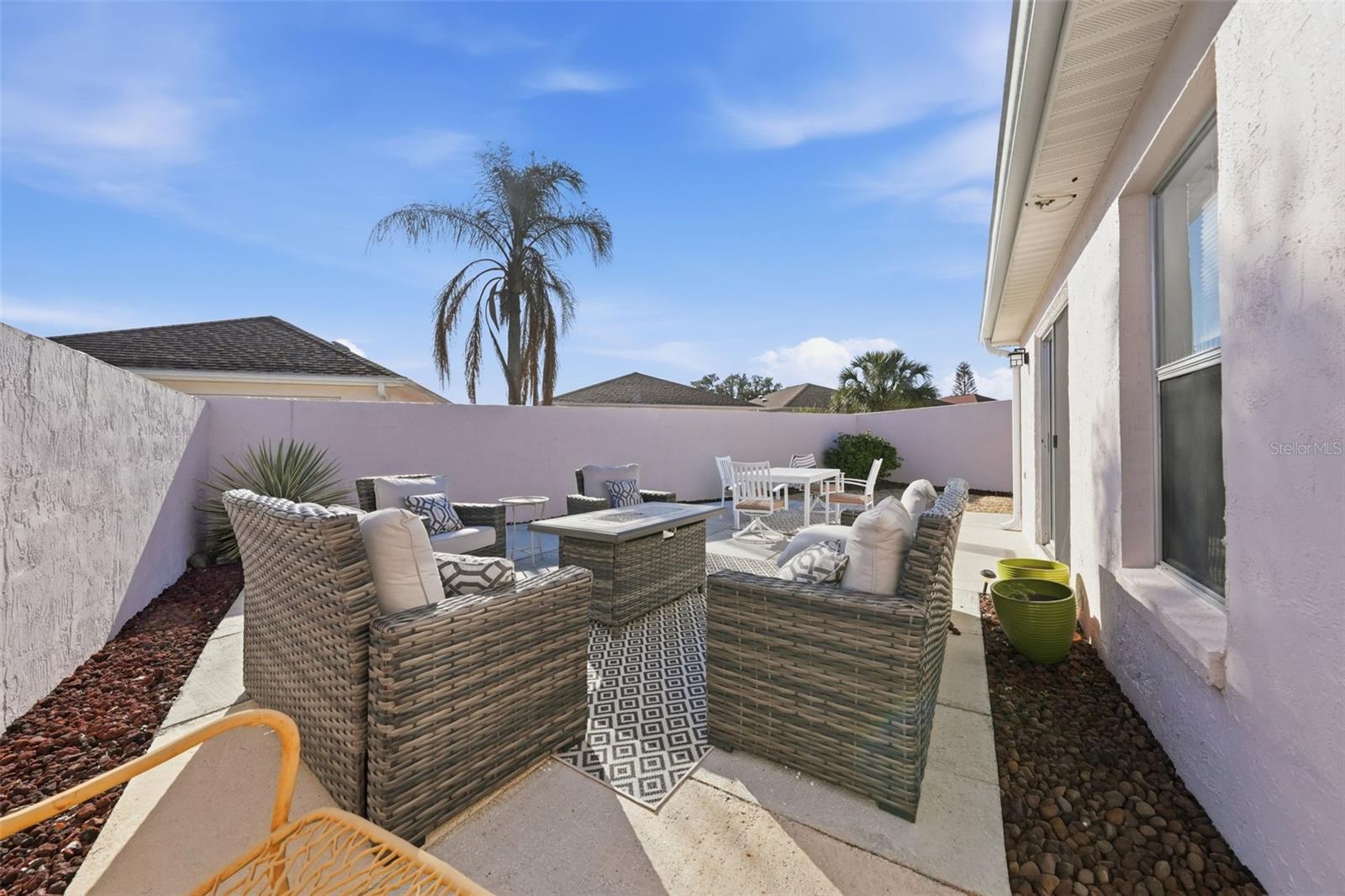 Image 22 of 30 For 741 Hernandez Drive