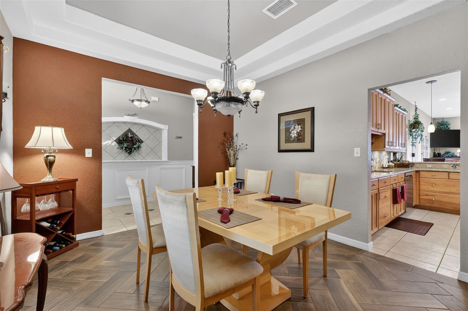 Image 11 of 62 For 19703 Twin Ponds Road