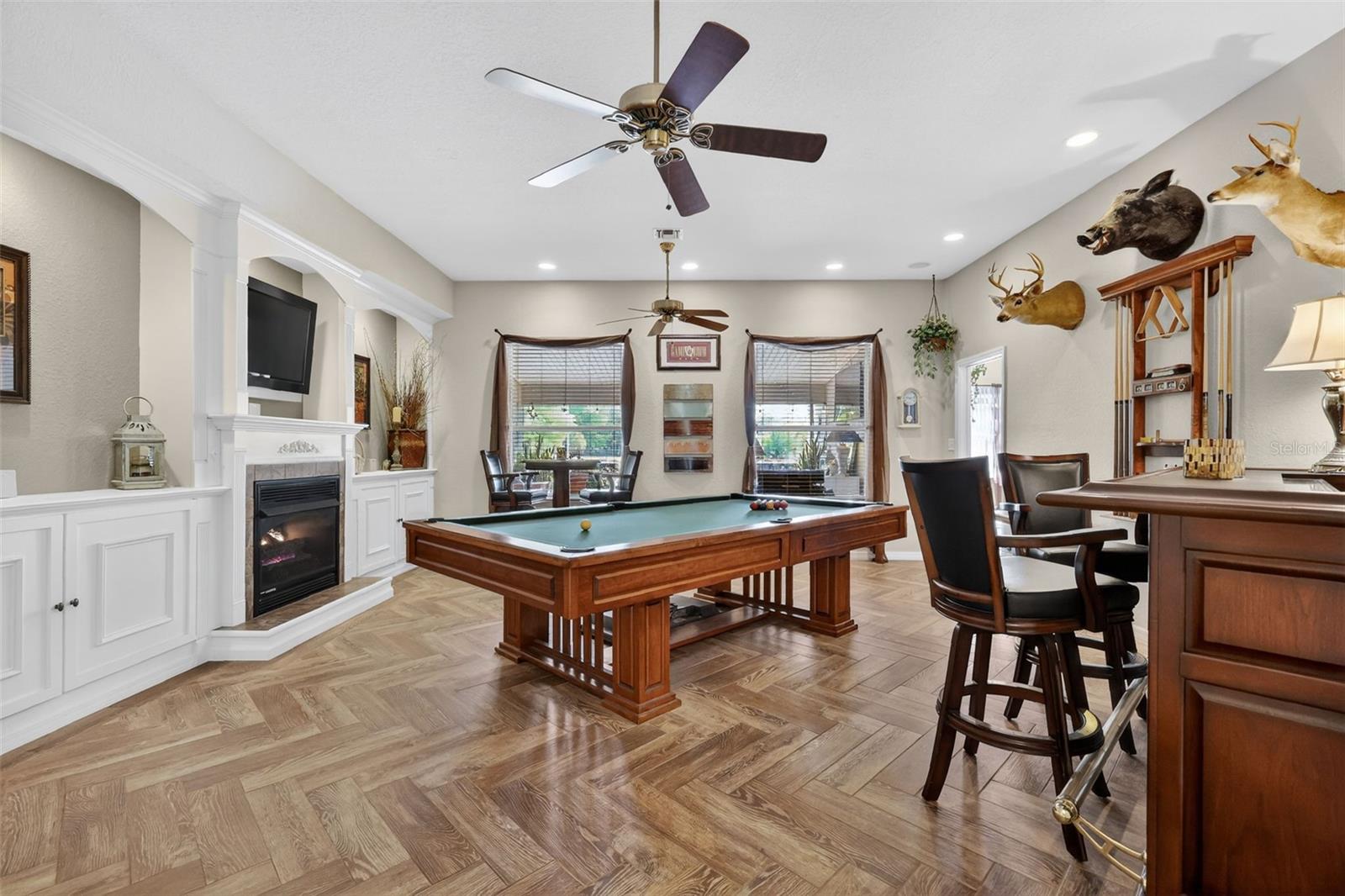 Image 13 of 62 For 19703 Twin Ponds Road