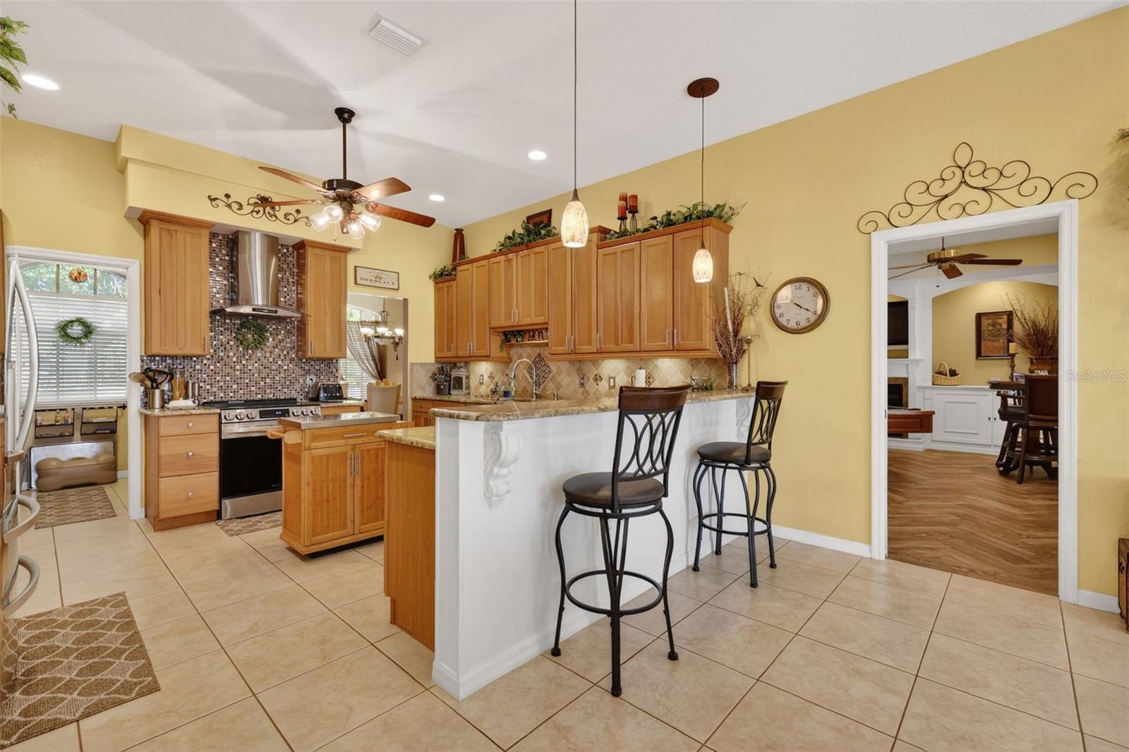 Image 19 of 62 For 19703 Twin Ponds Road