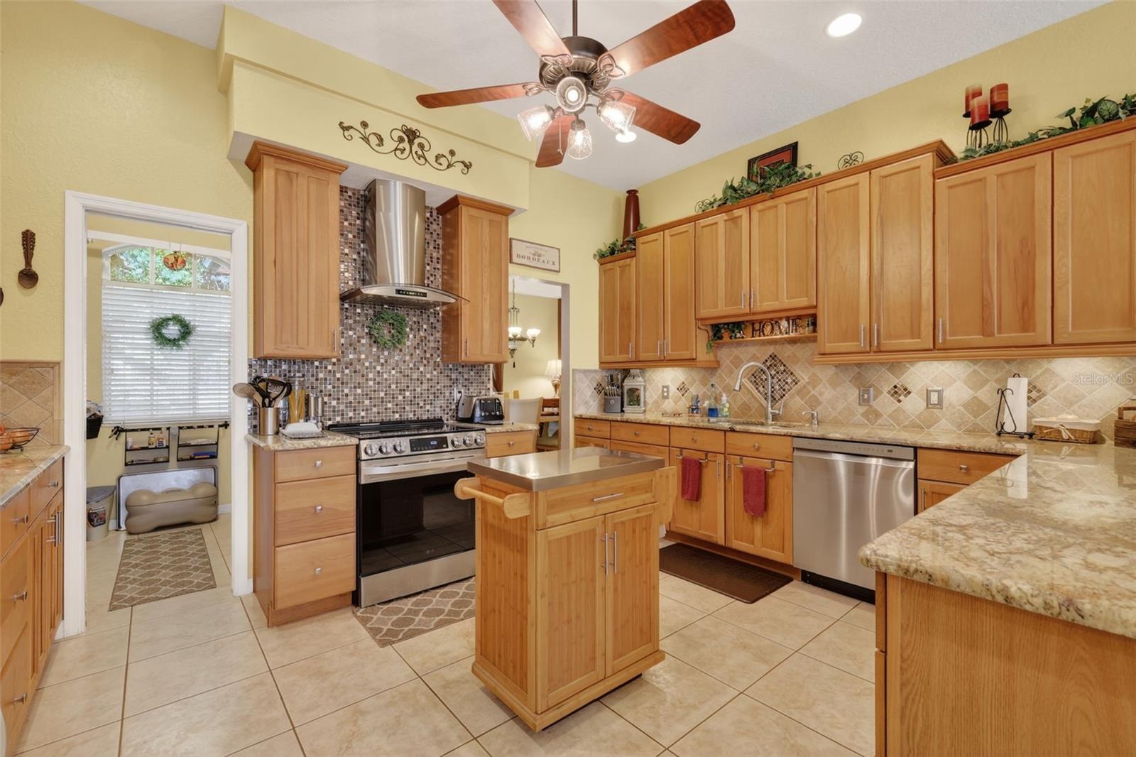 Image 20 of 62 For 19703 Twin Ponds Road