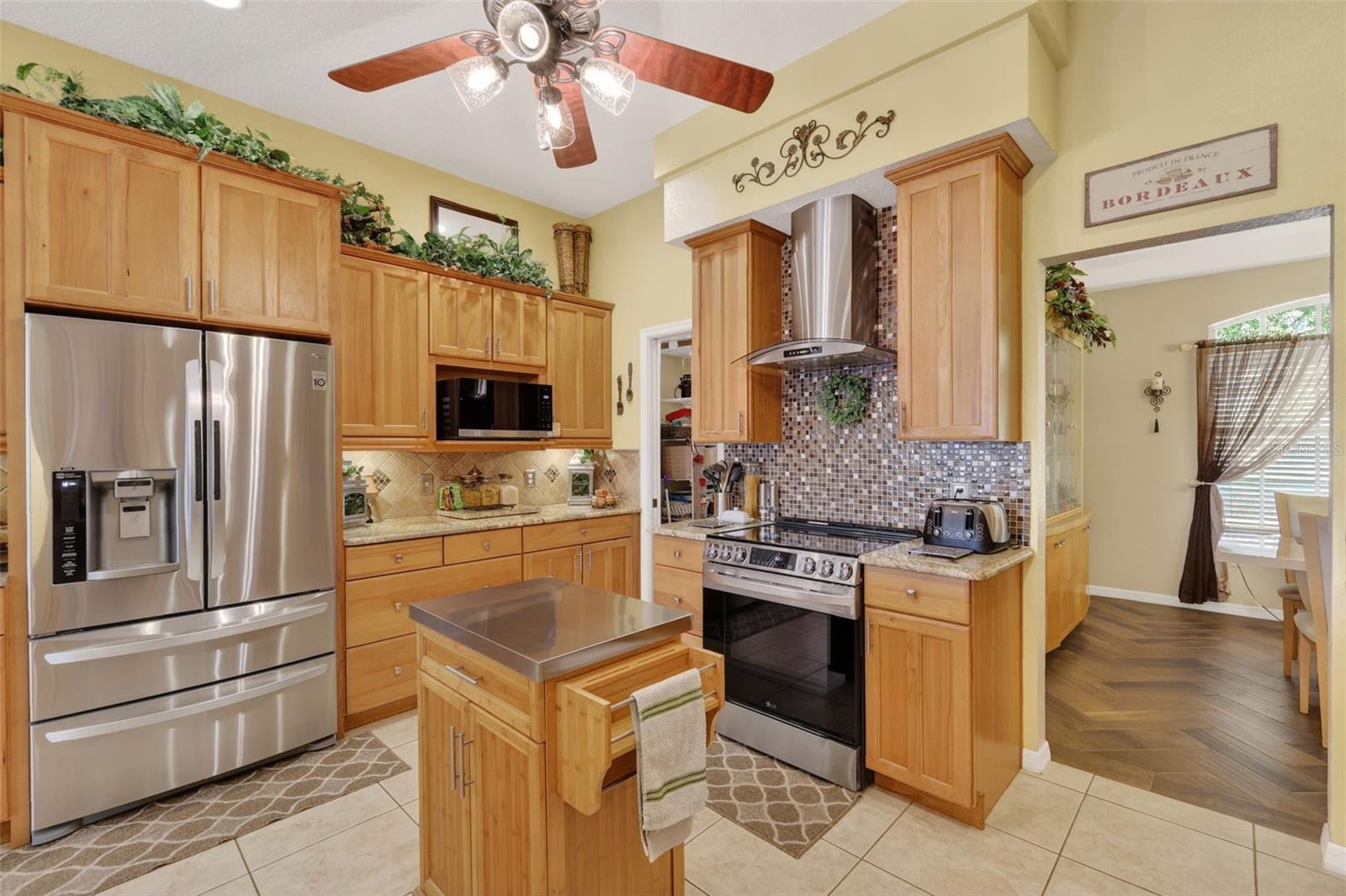 Image 21 of 62 For 19703 Twin Ponds Road