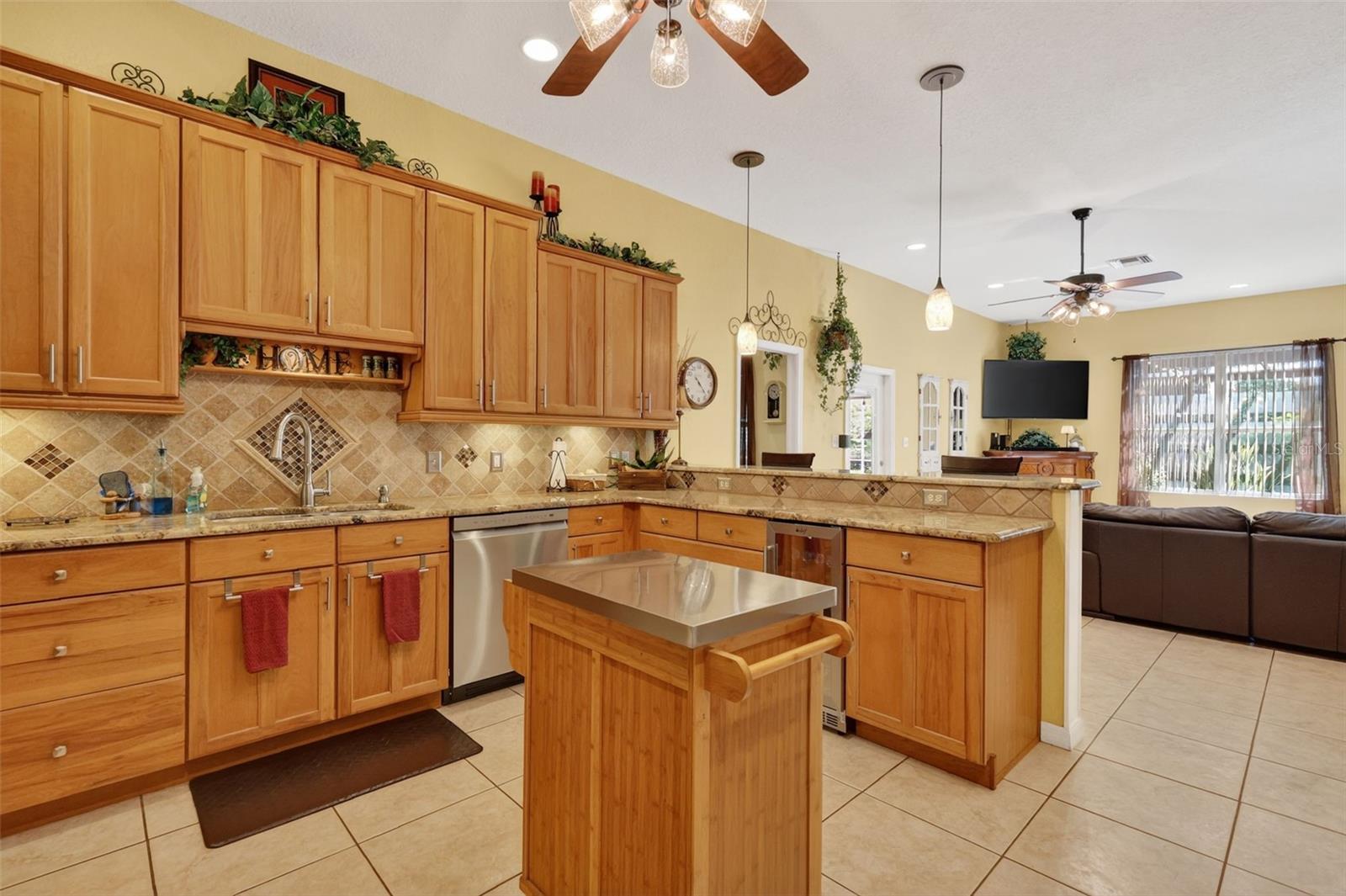 Image 23 of 62 For 19703 Twin Ponds Road