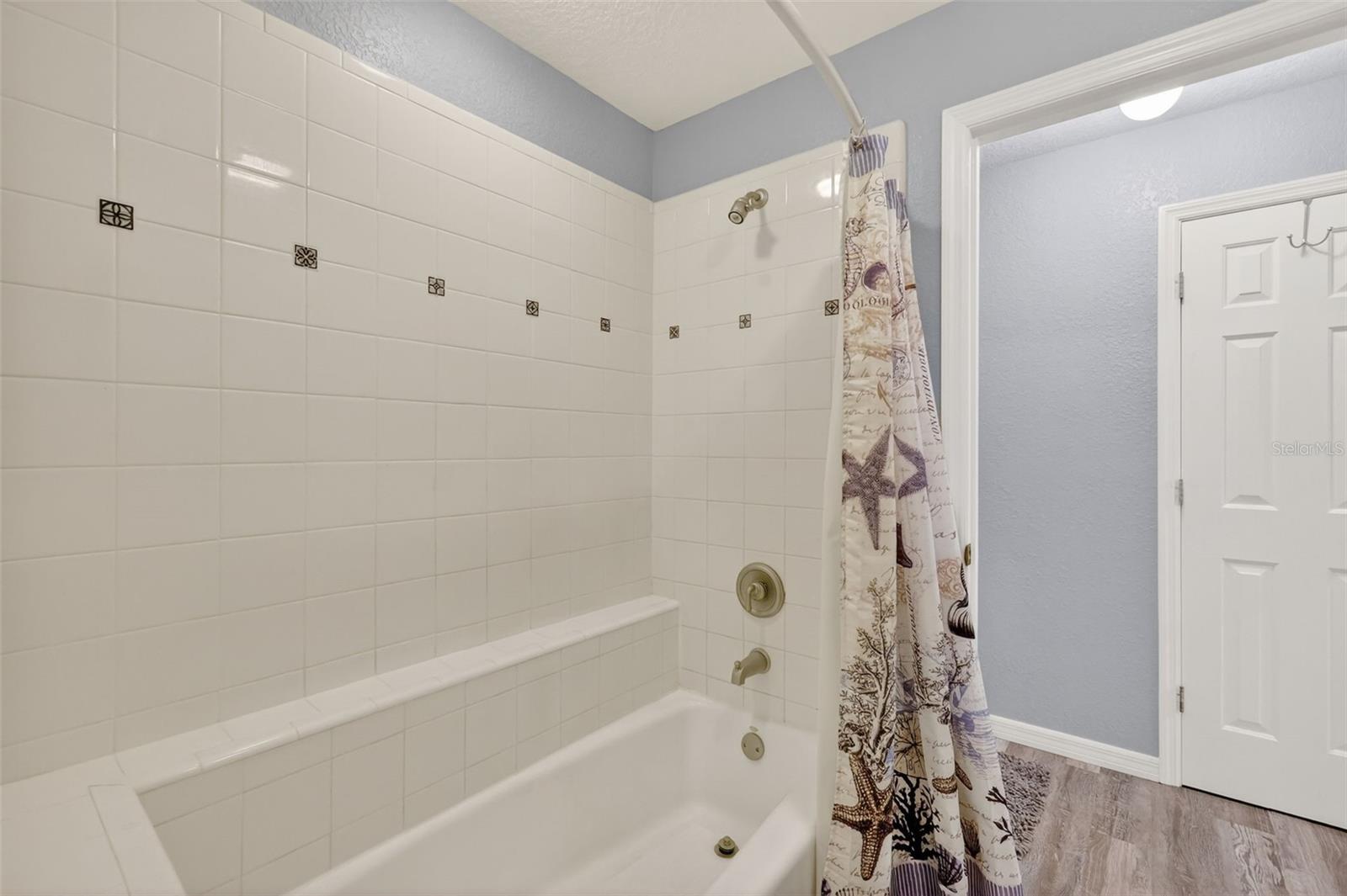 Image 29 of 62 For 19703 Twin Ponds Road