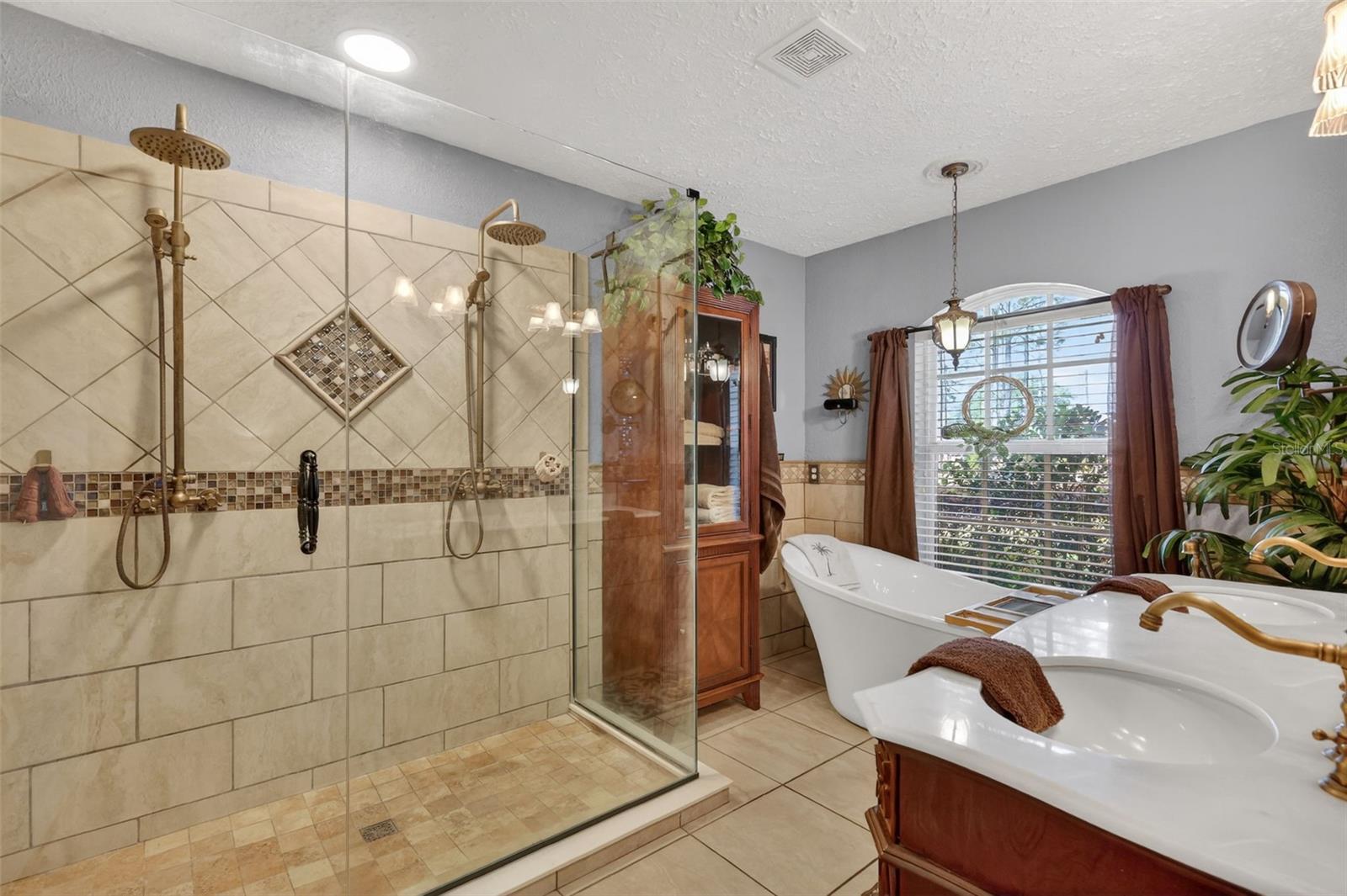 Image 33 of 62 For 19703 Twin Ponds Road