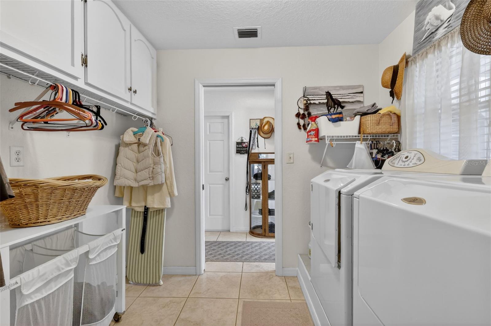 Image 36 of 62 For 19703 Twin Ponds Road