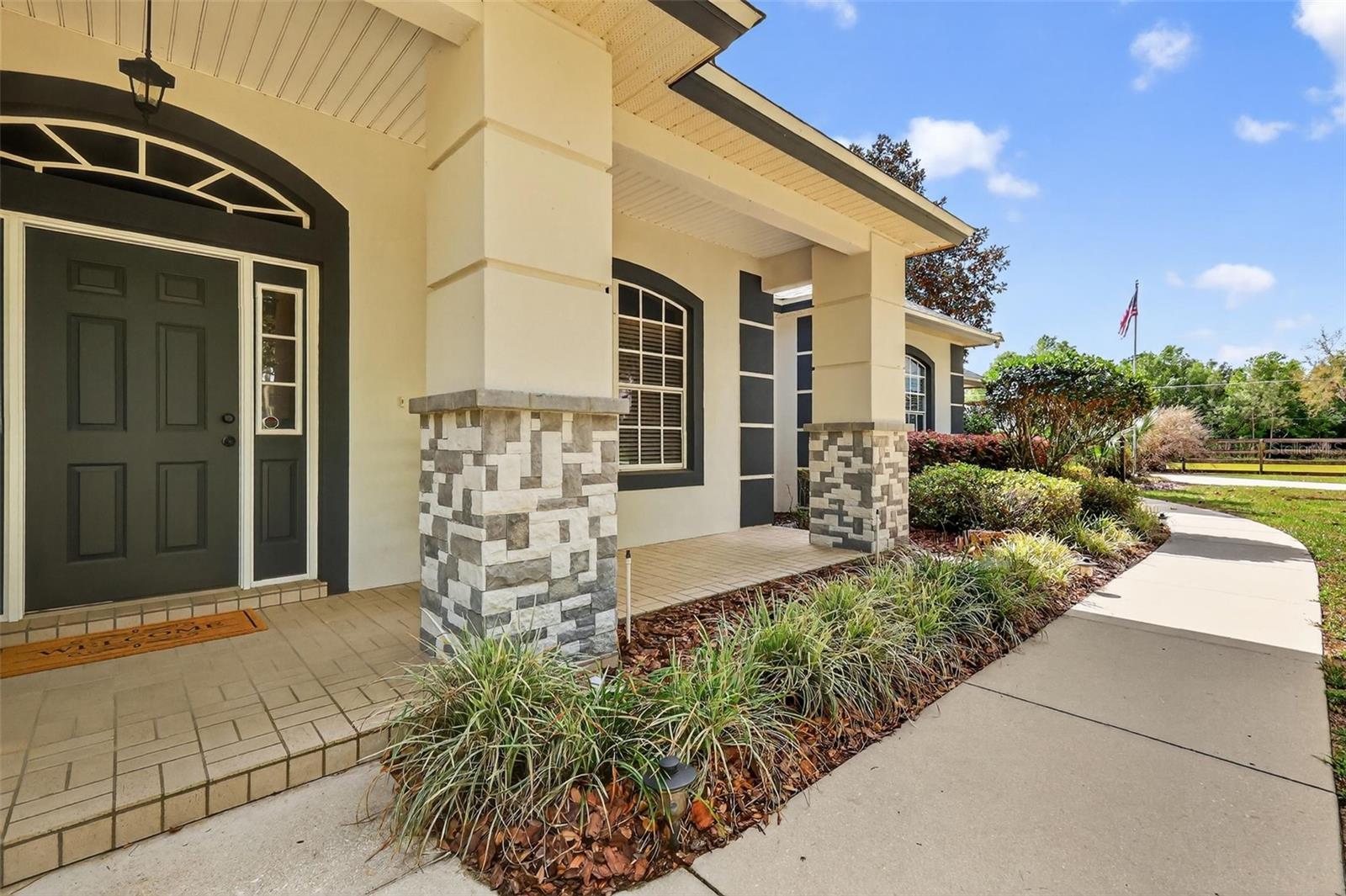 Image 4 of 62 For 19703 Twin Ponds Road