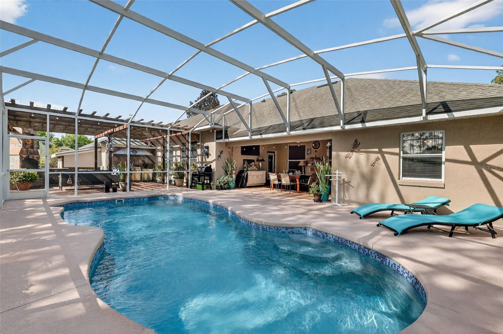 Image 41 of 62 For 19703 Twin Ponds Road