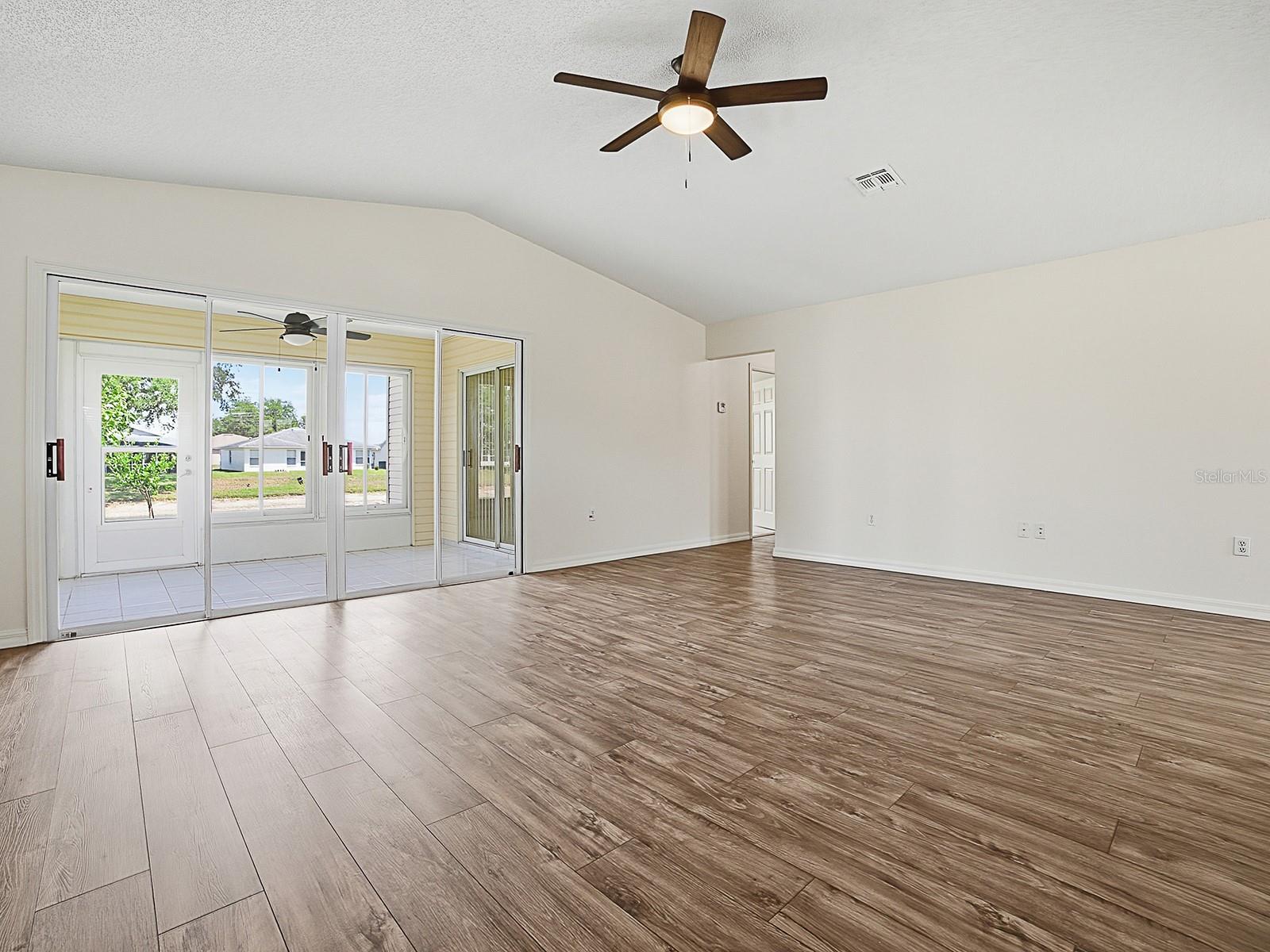 Image 6 of 33 For 32744 Westwood Loop