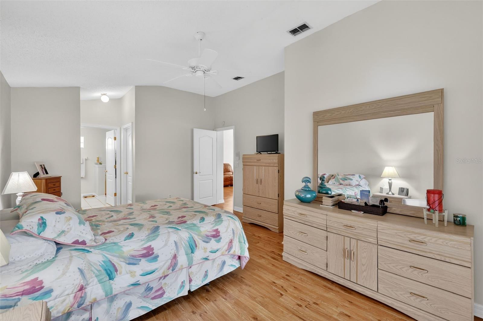 Image 20 of 32 For 3022 Andover Court