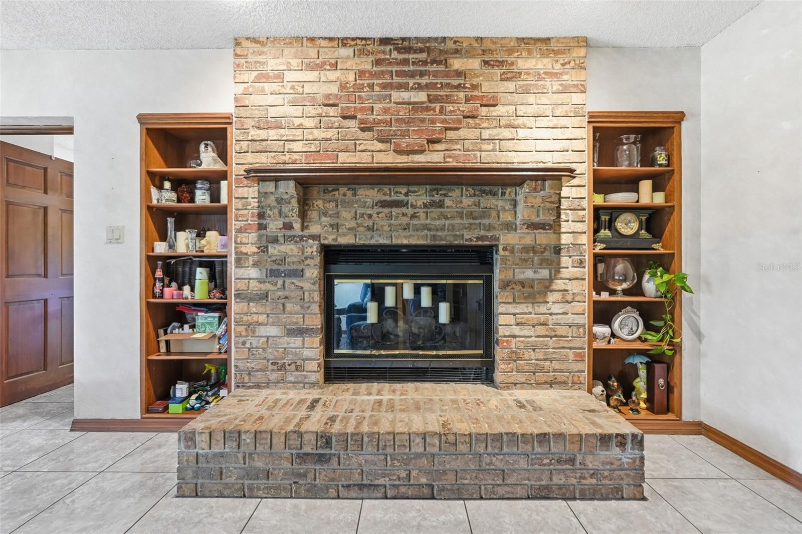 Image 10 of 33 For 15240 Shady Lane