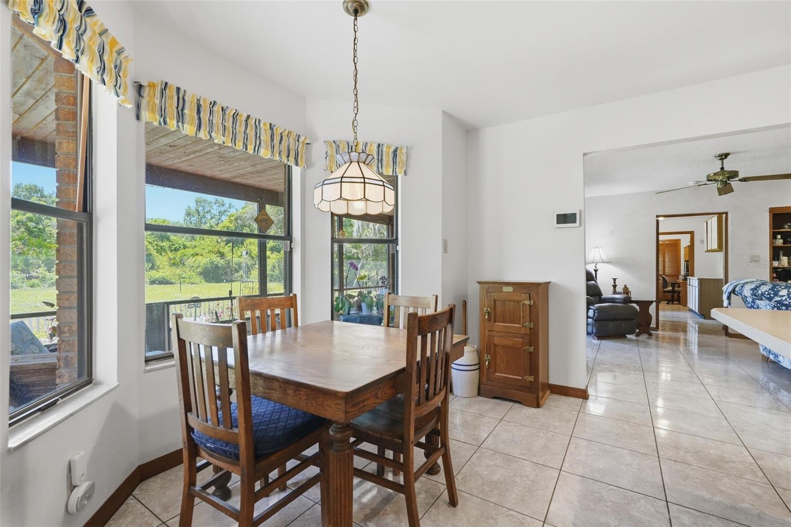 Image 15 of 33 For 15240 Shady Lane