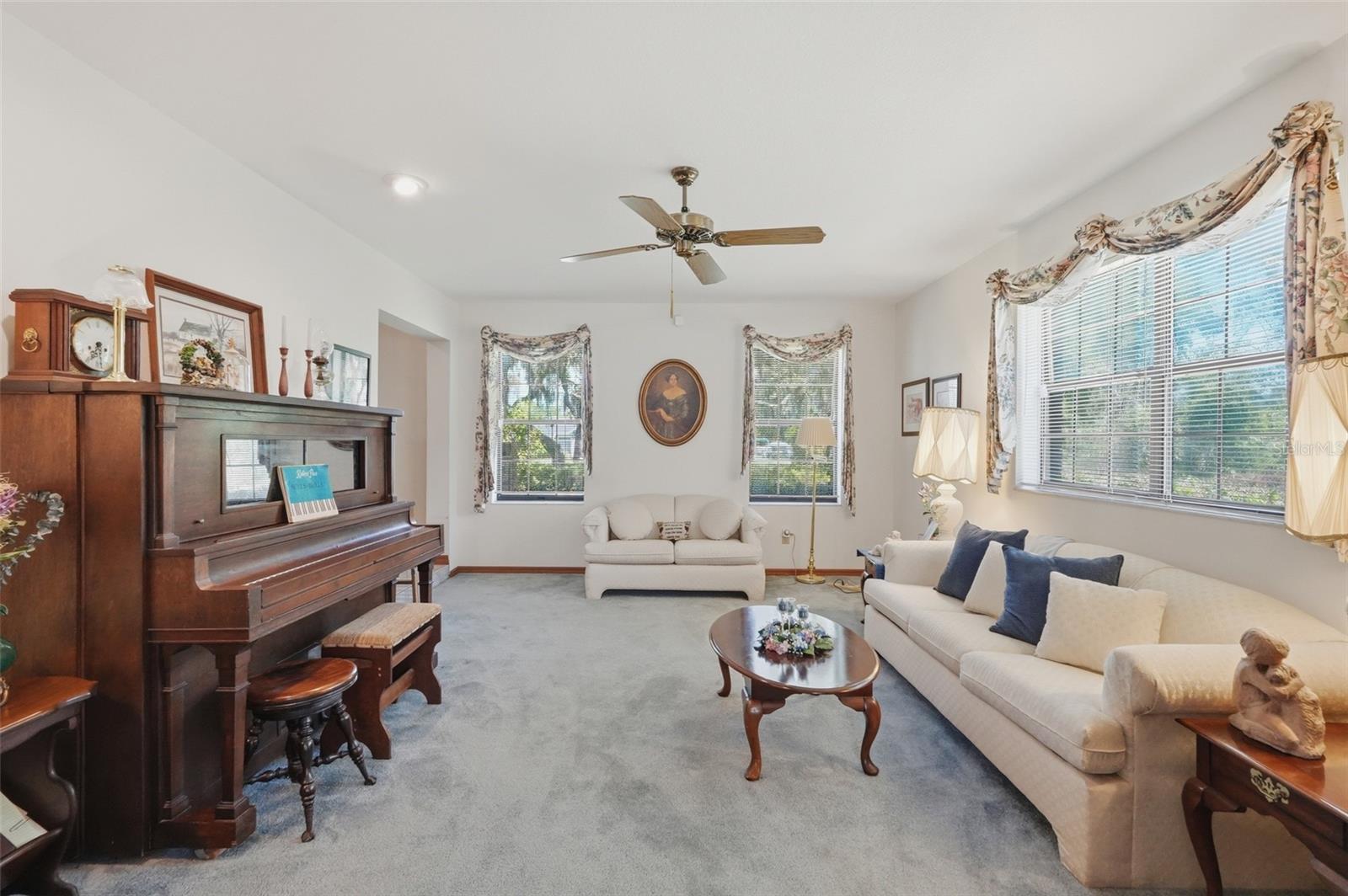 Image 16 of 33 For 15240 Shady Lane