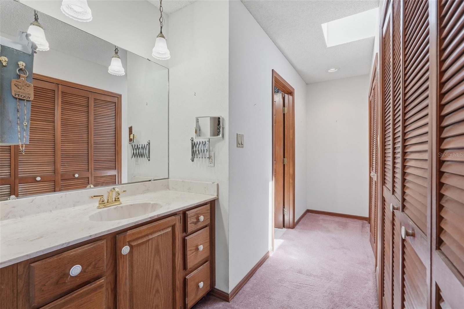 Image 23 of 33 For 15240 Shady Lane