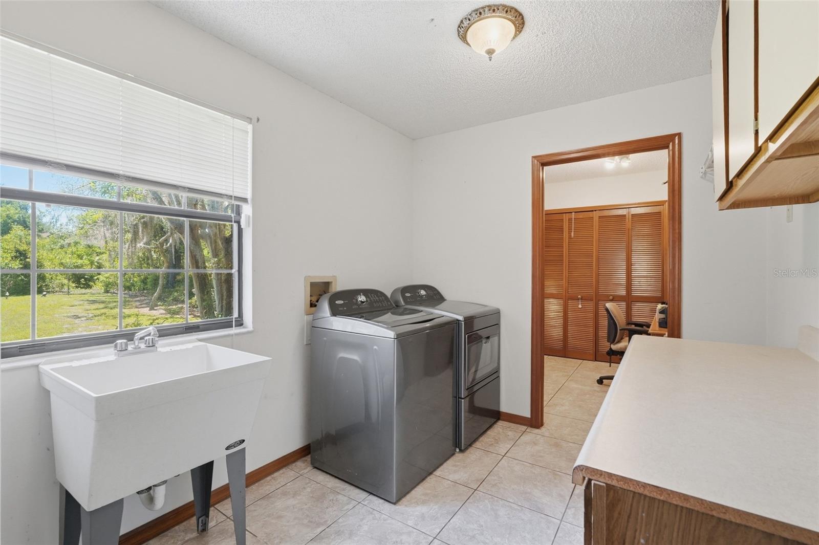 Image 26 of 33 For 15240 Shady Lane