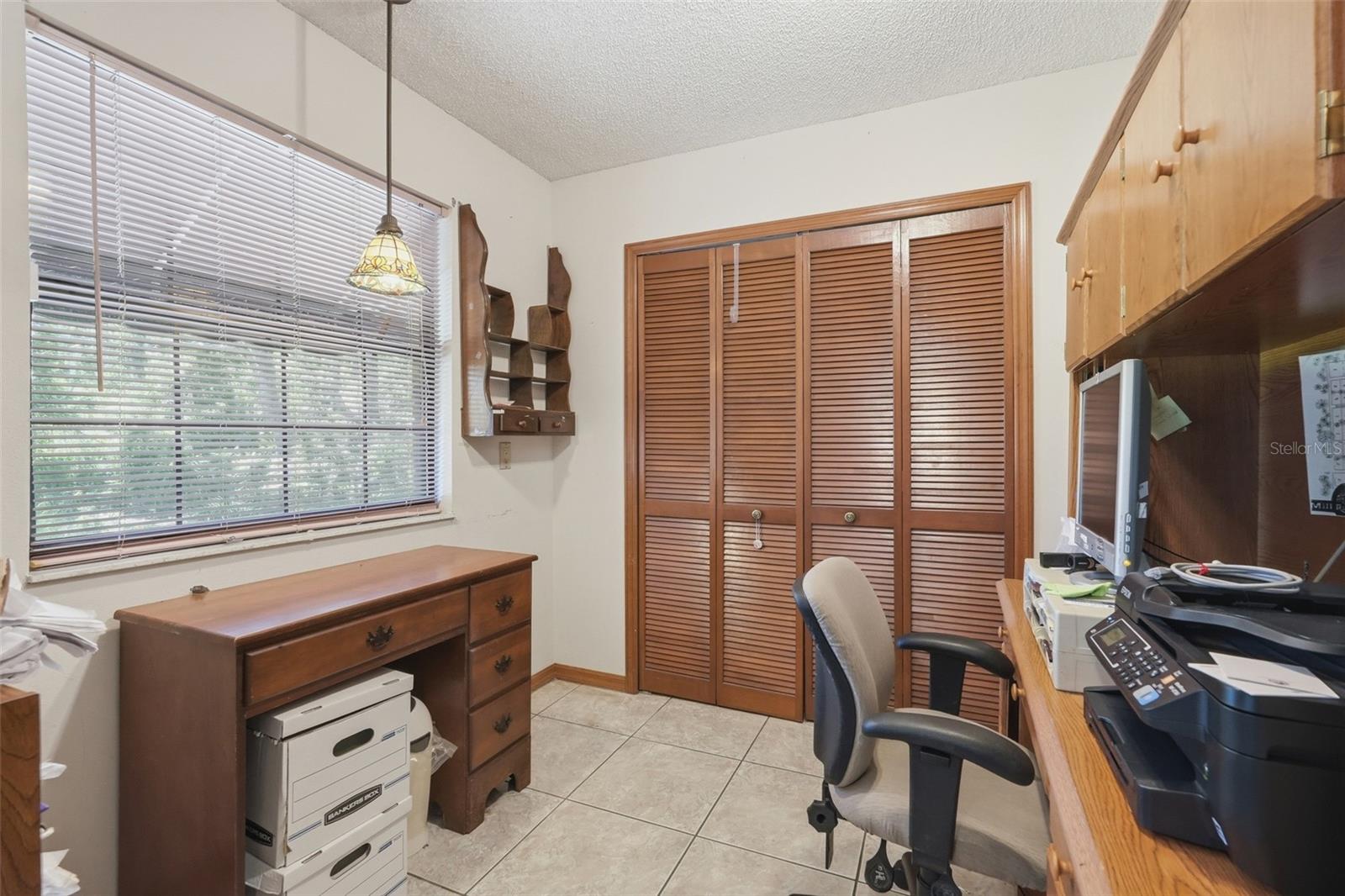 Image 27 of 33 For 15240 Shady Lane