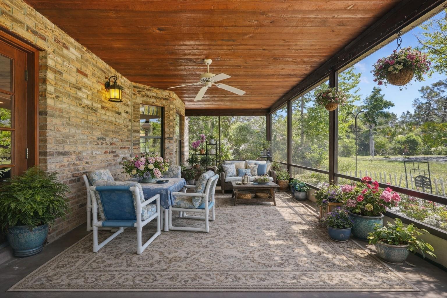 Image 4 of 33 For 15240 Shady Lane