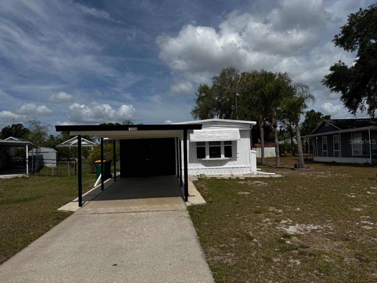 Details for 1350 County Drive, TAVARES, FL 32778