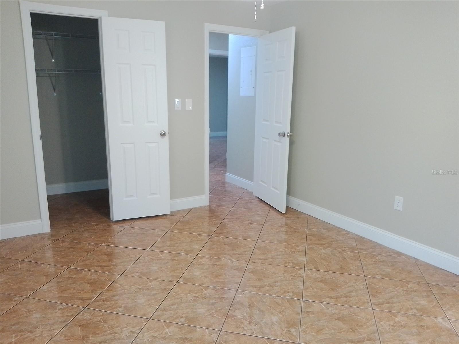 Image 13 of 24 For 2701 Dellwood Drive