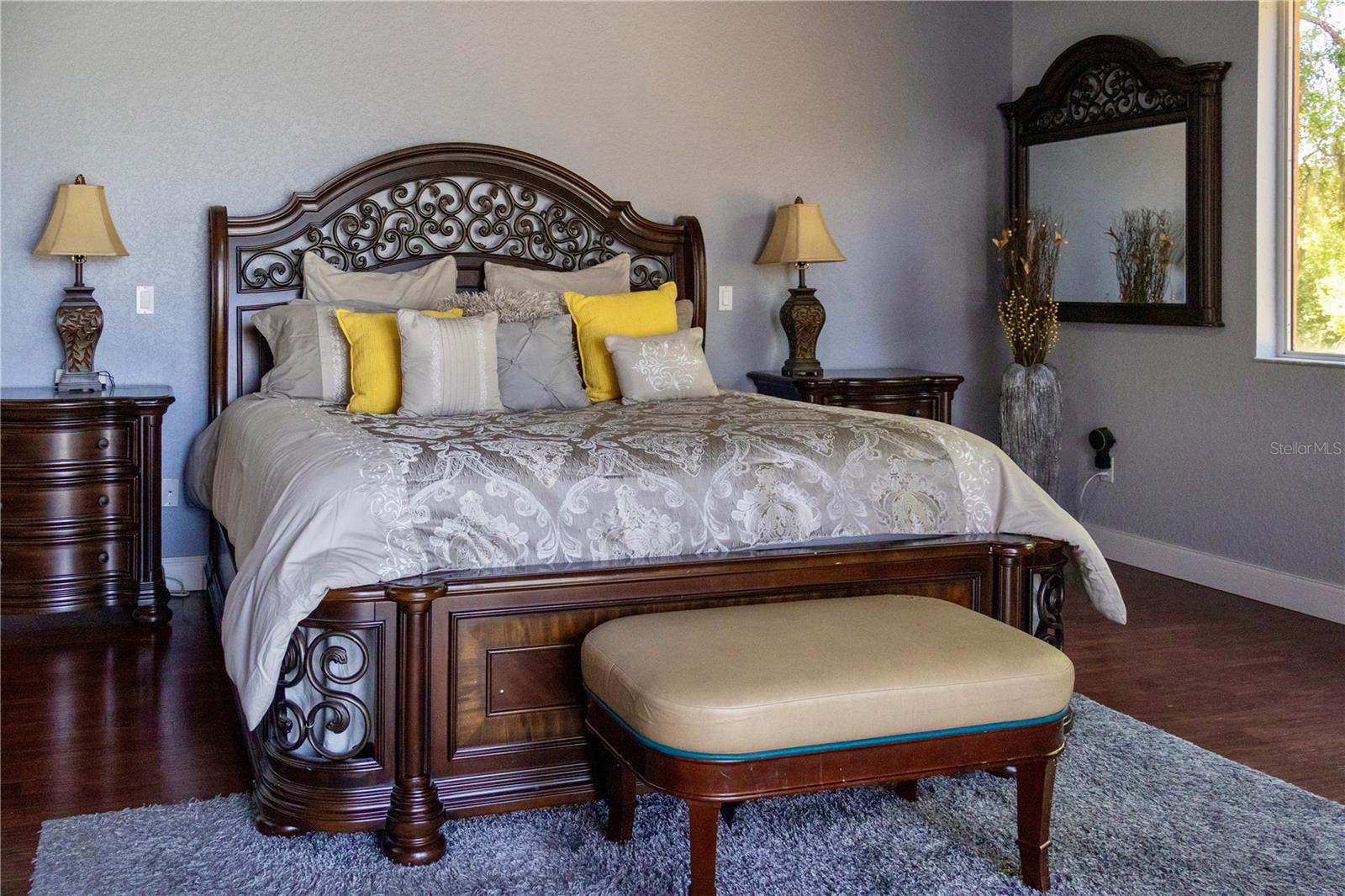 Image 23 of 77 For 10107 Tween Waters Street