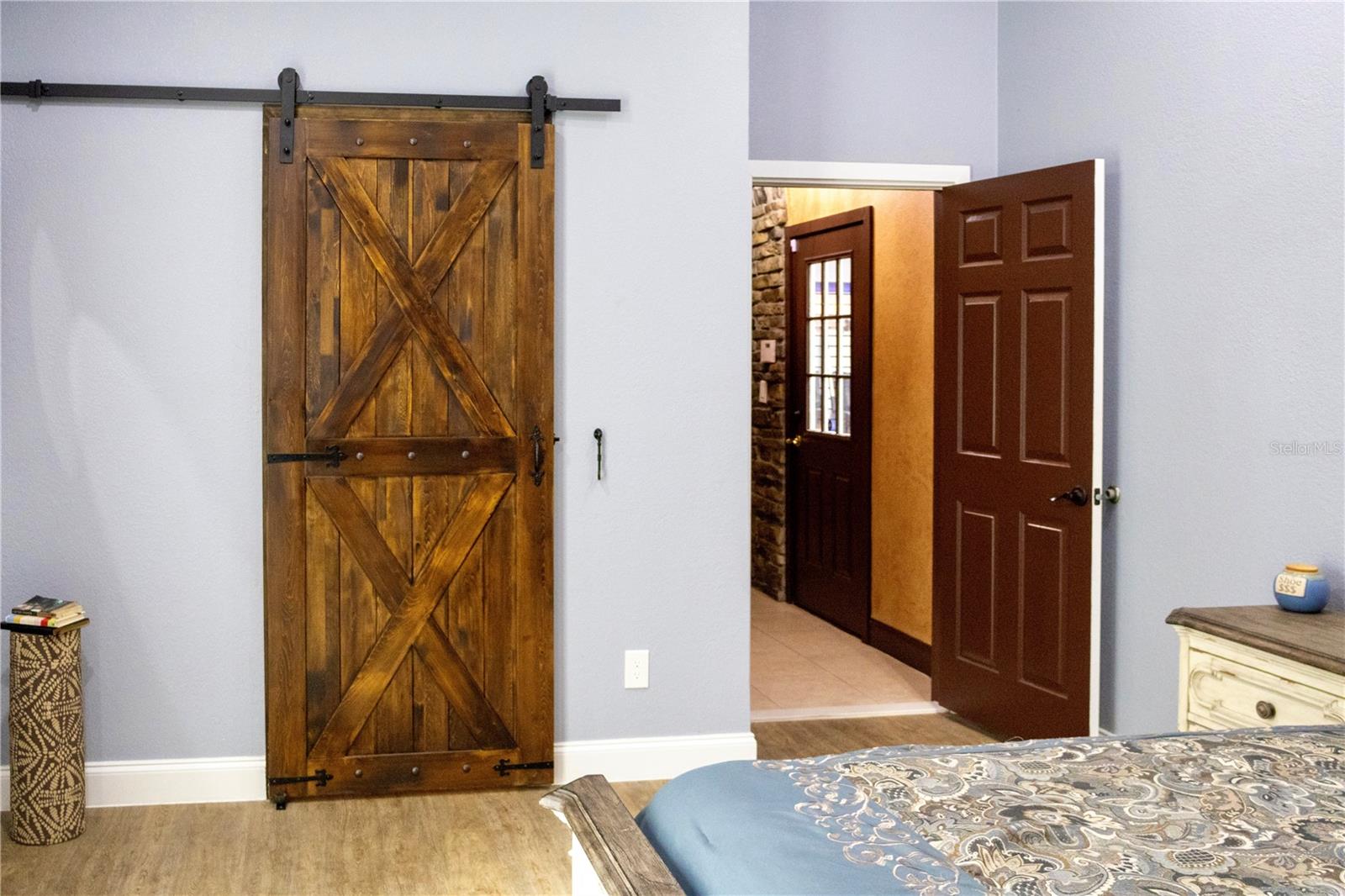 Image 35 of 77 For 10107 Tween Waters Street