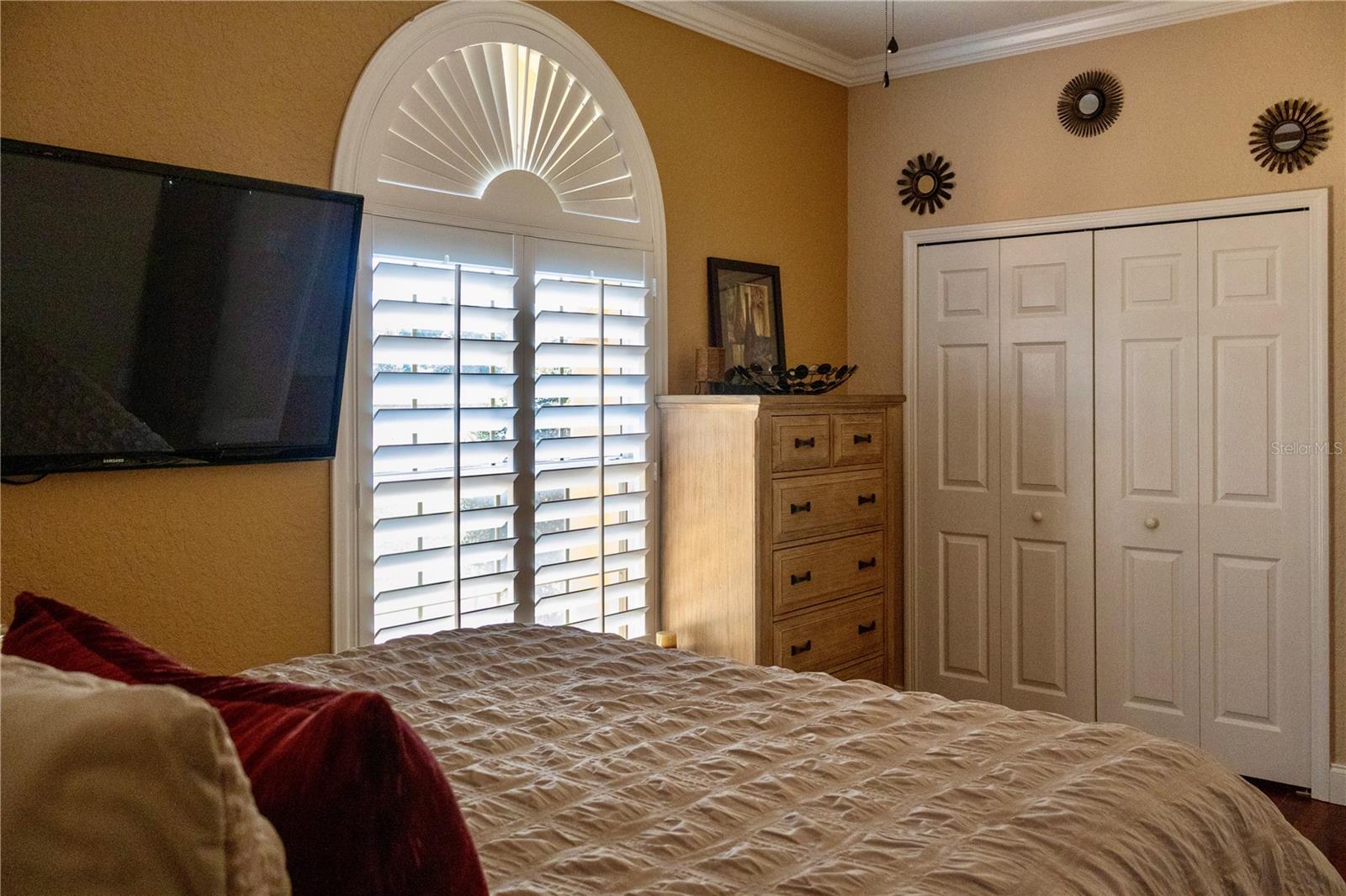 Image 49 of 77 For 10107 Tween Waters Street