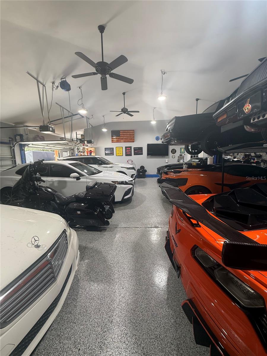 Image 63 of 77 For 10107 Tween Waters Street