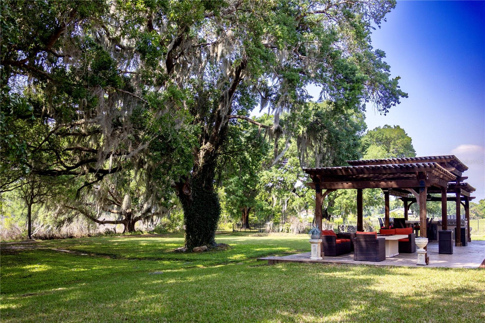 Image 72 of 77 For 10107 Tween Waters Street