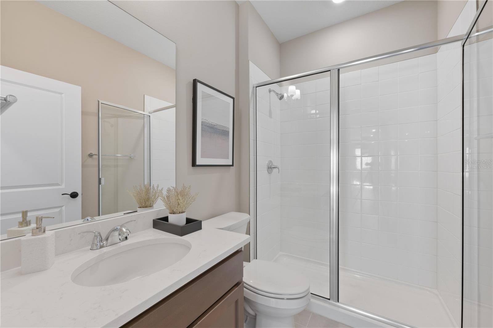 Image 2 of 20 For 5484 Camberly Court