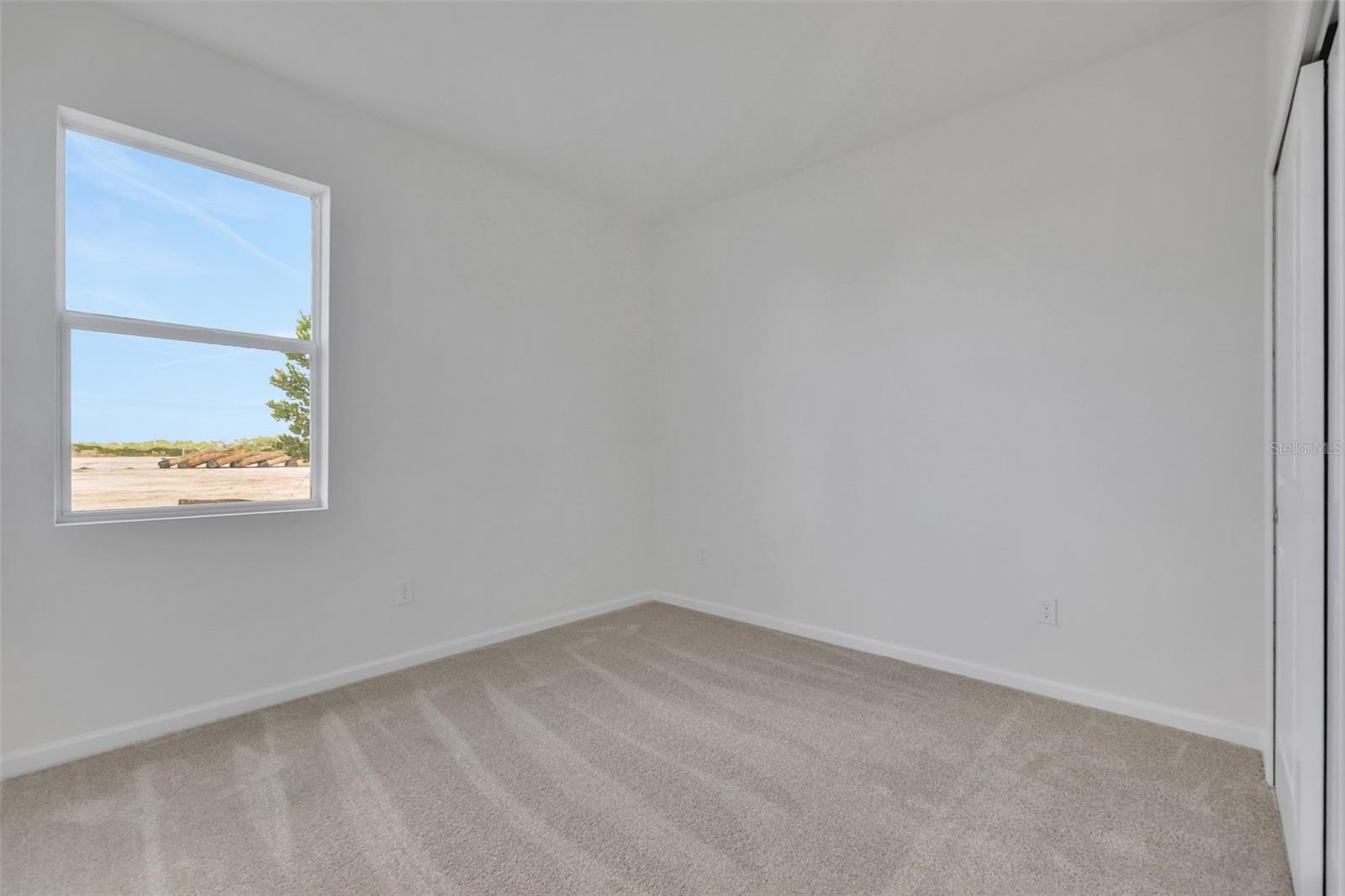 Image 22 of 23 For 10716 Suncrest Loop