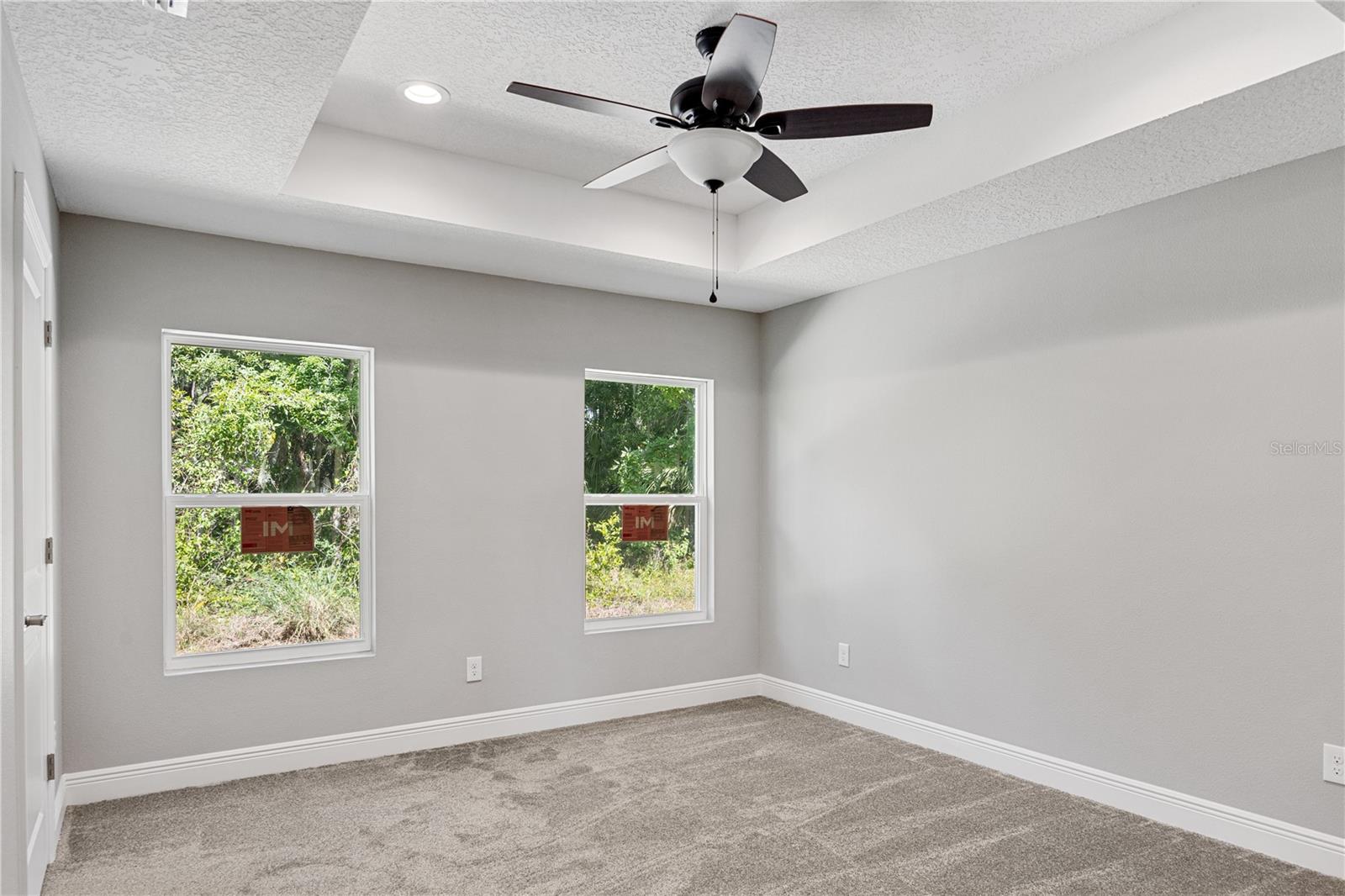 Image 16 of 41 For 1025 Cr 452a