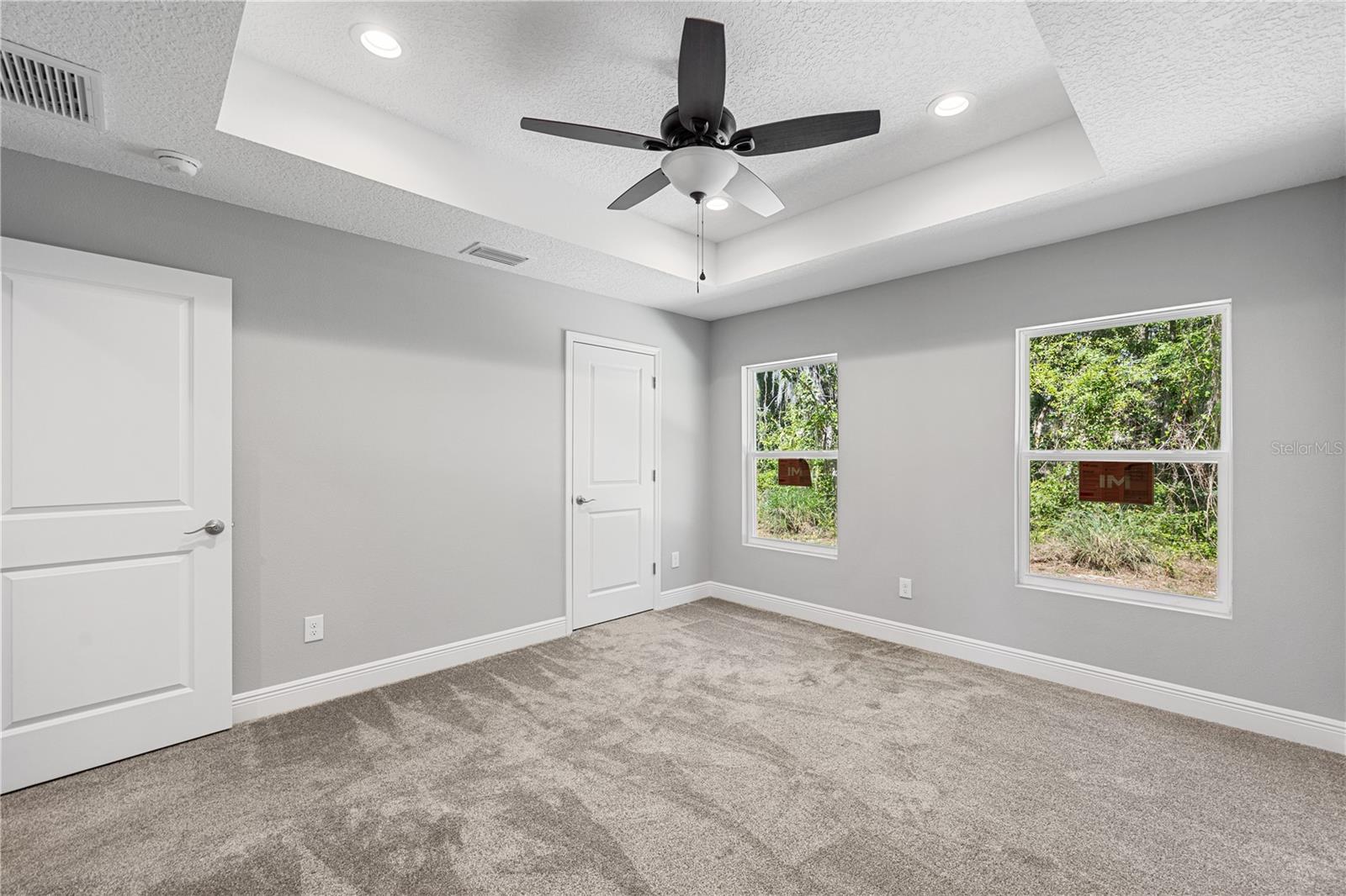 Image 18 of 41 For 1025 Cr 452a