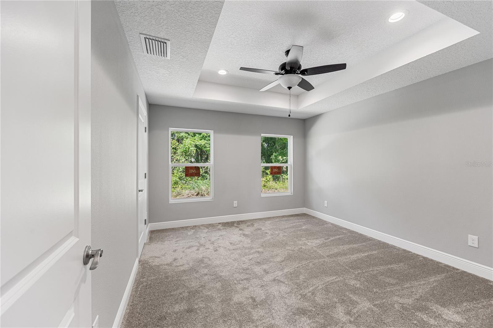 Image 19 of 41 For 1025 Cr 452a