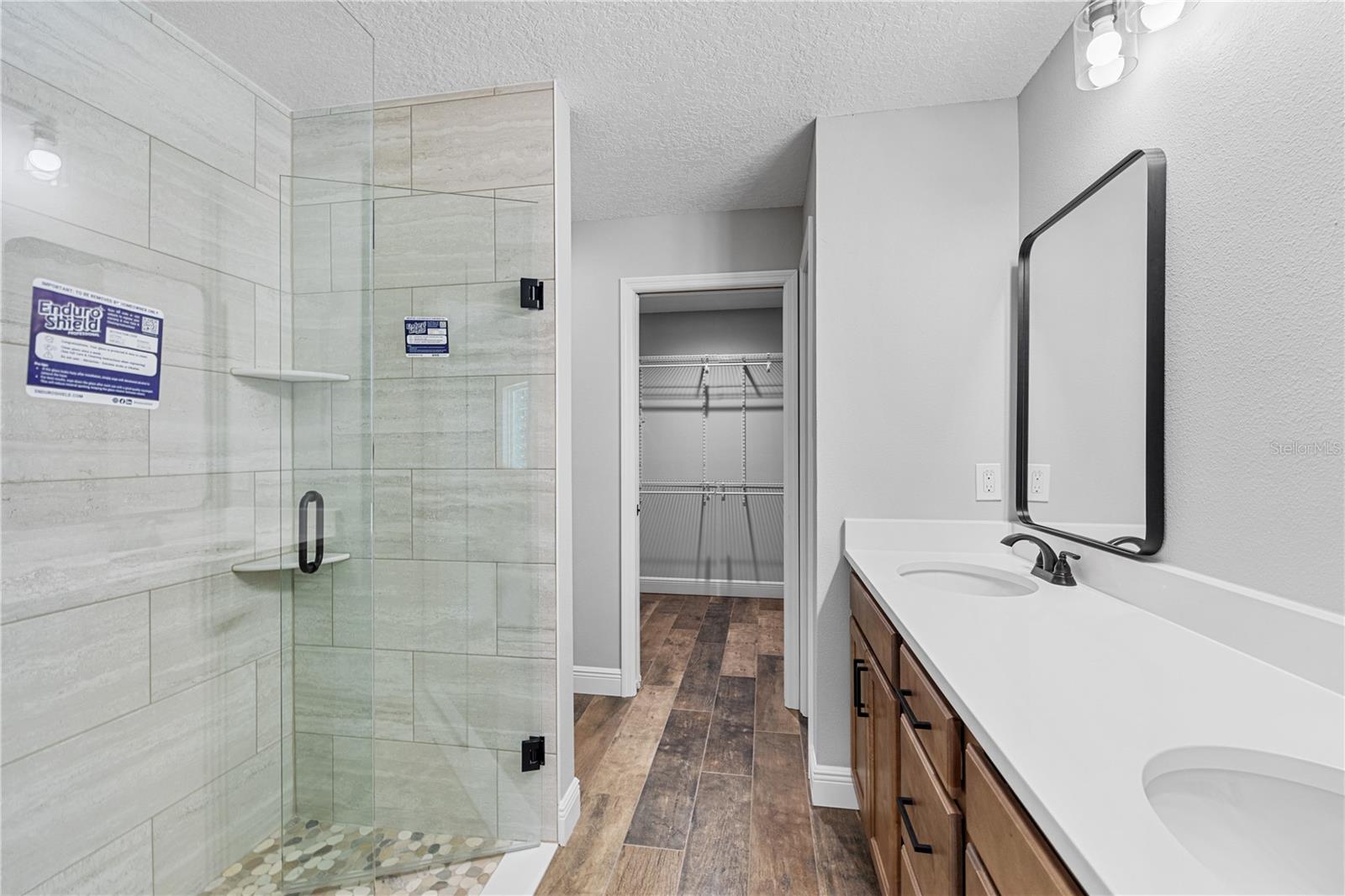 Image 22 of 41 For 1025 Cr 452a