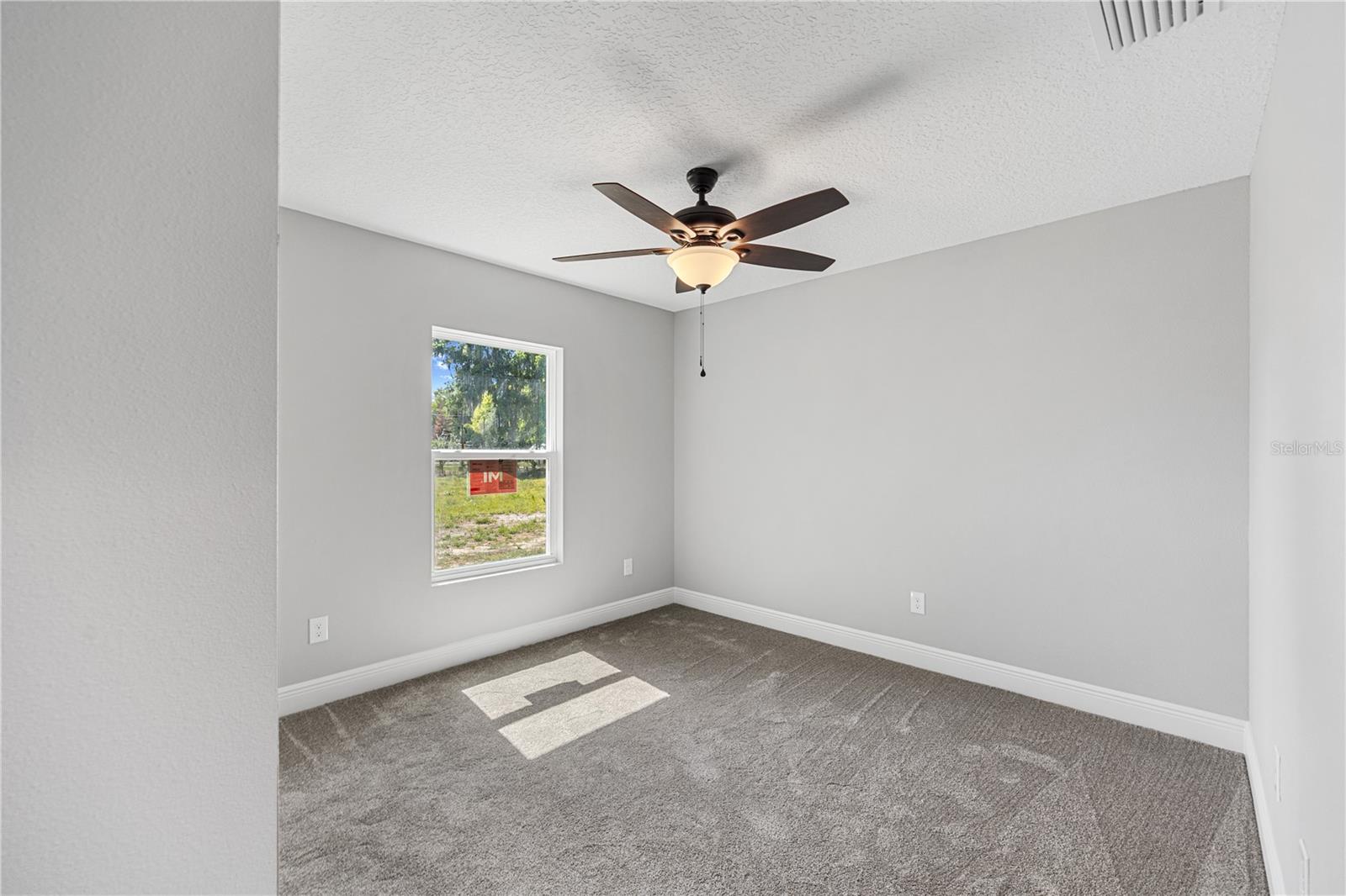 Image 29 of 41 For 1025 Cr 452a