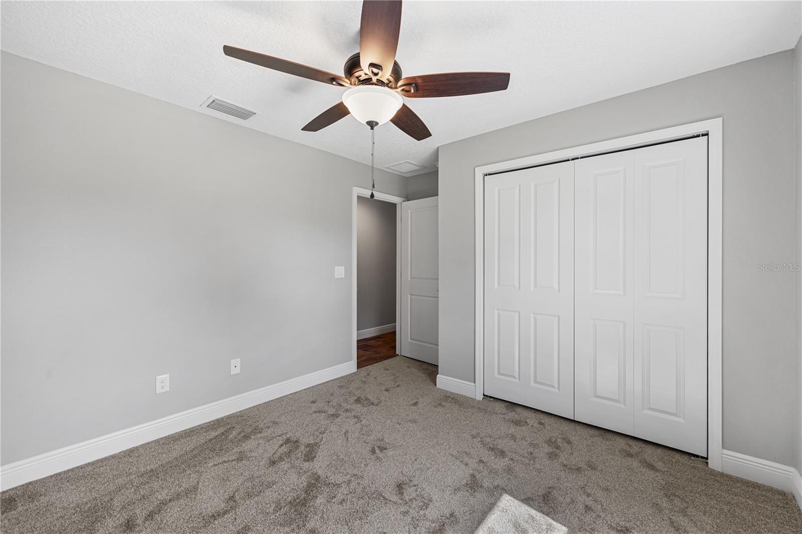 Image 31 of 41 For 1025 Cr 452a