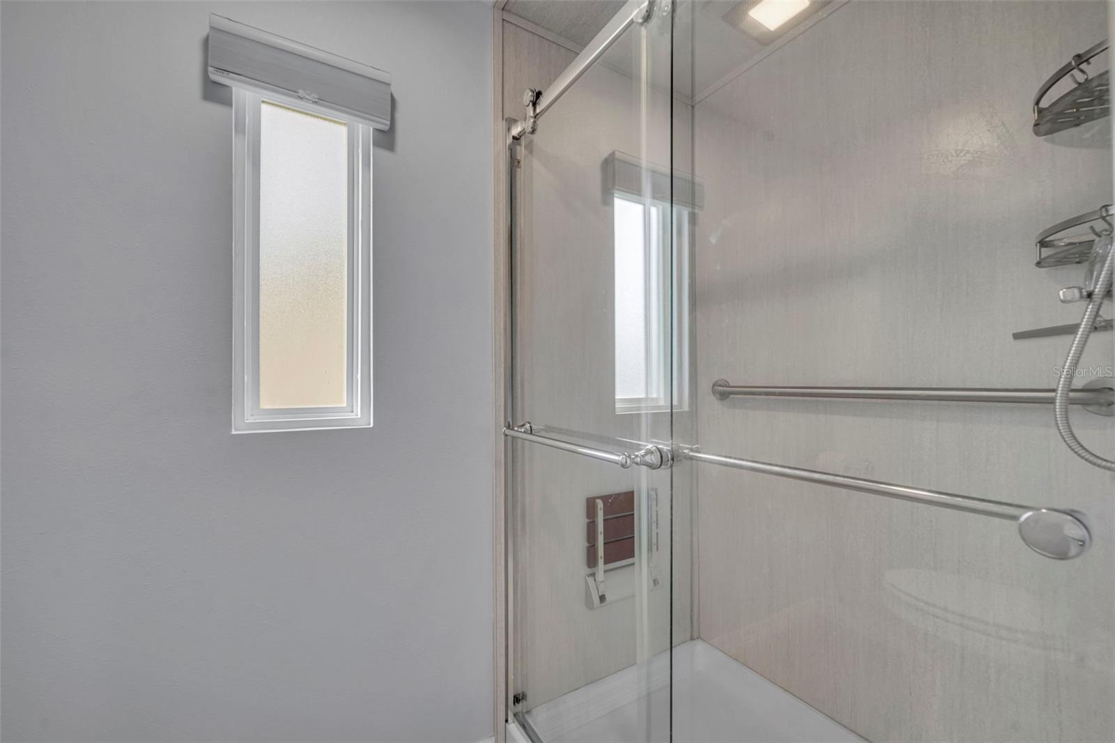 Image 17 of 49 For 110 Waha Way