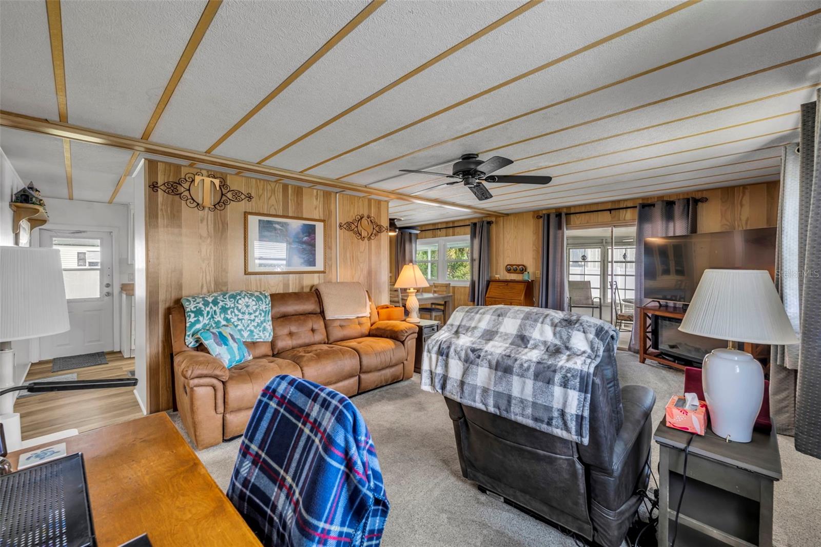 Image 8 of 49 For 110 Waha Way