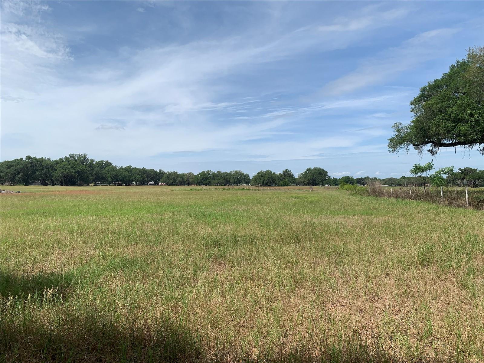 Image 3 of 7 For  727  