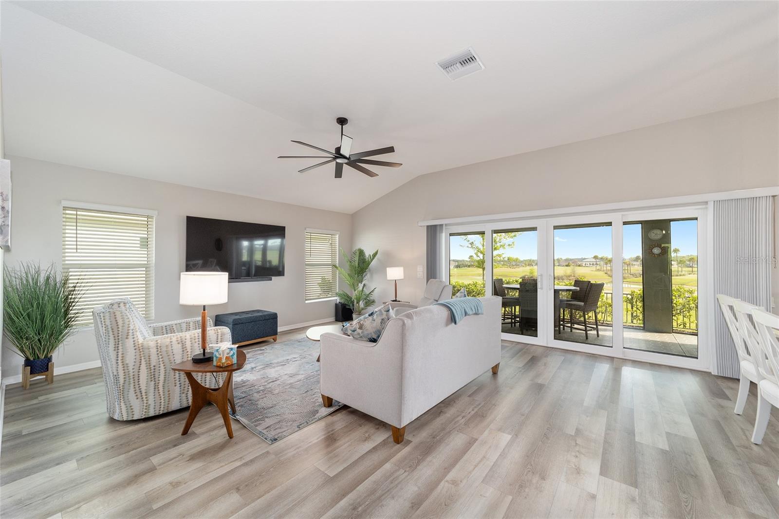 Image 11 of 79 For 6849 Mickylee Run