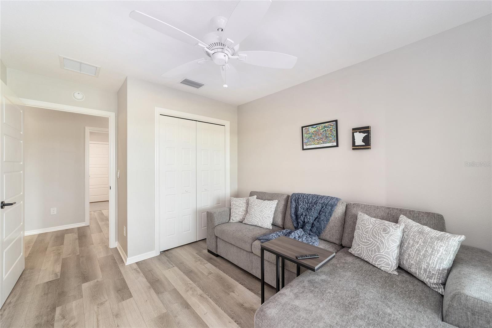 Image 35 of 79 For 6849 Mickylee Run