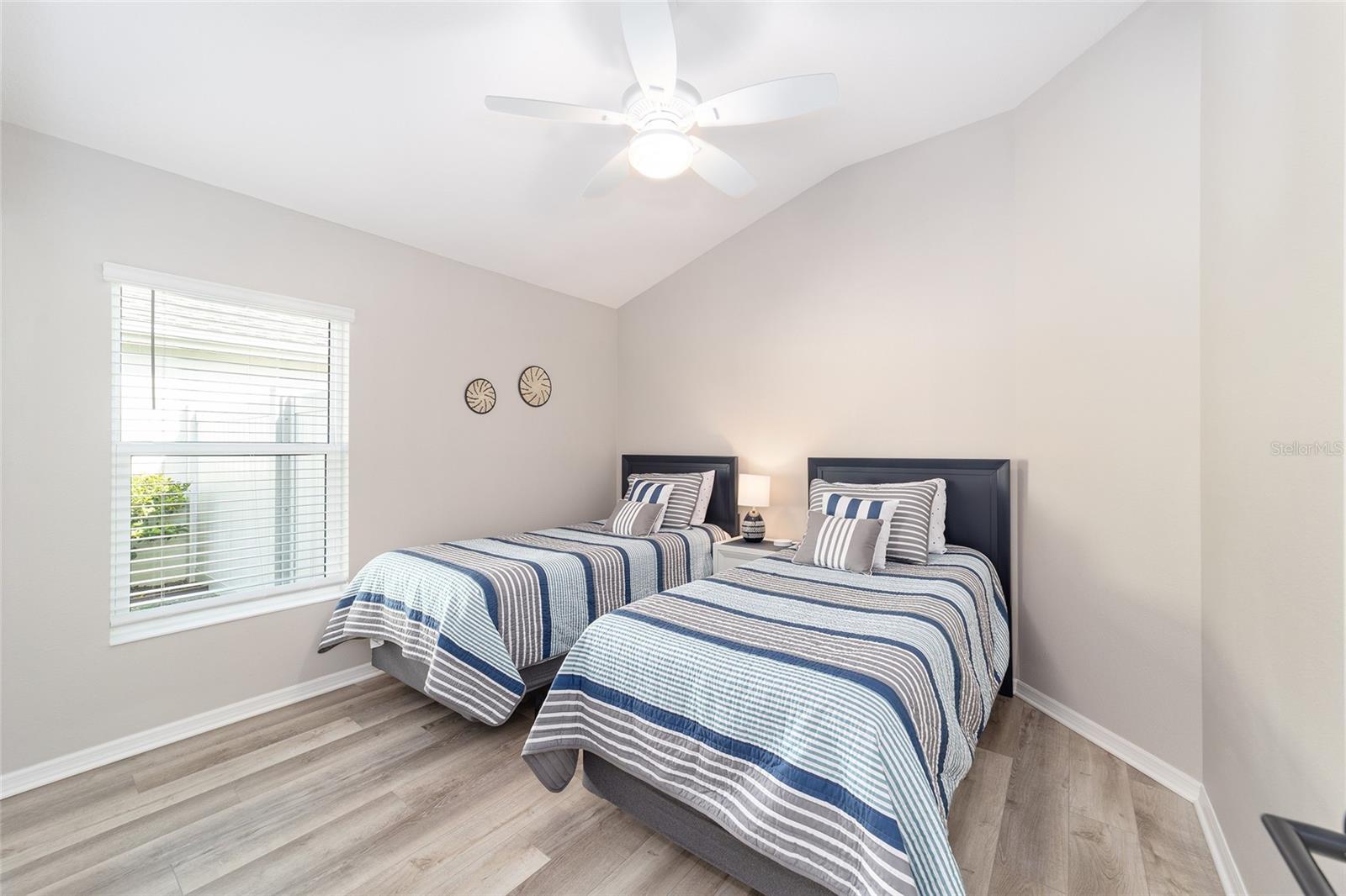 Image 37 of 79 For 6849 Mickylee Run