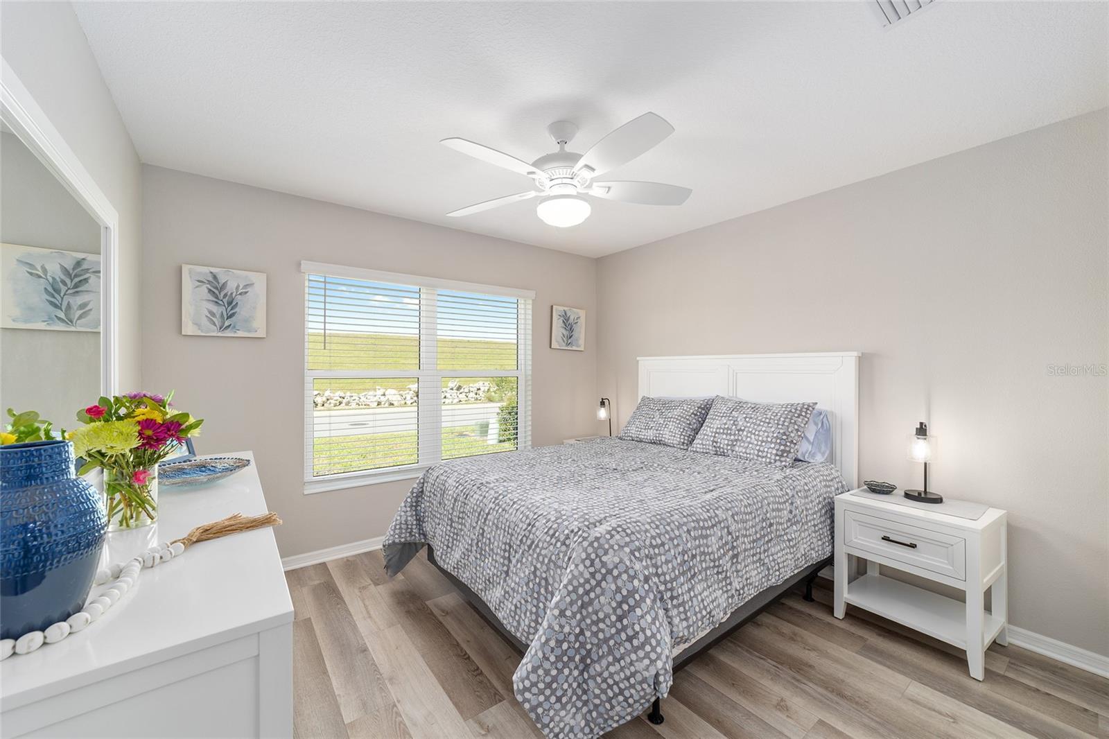 Image 40 of 79 For 6849 Mickylee Run